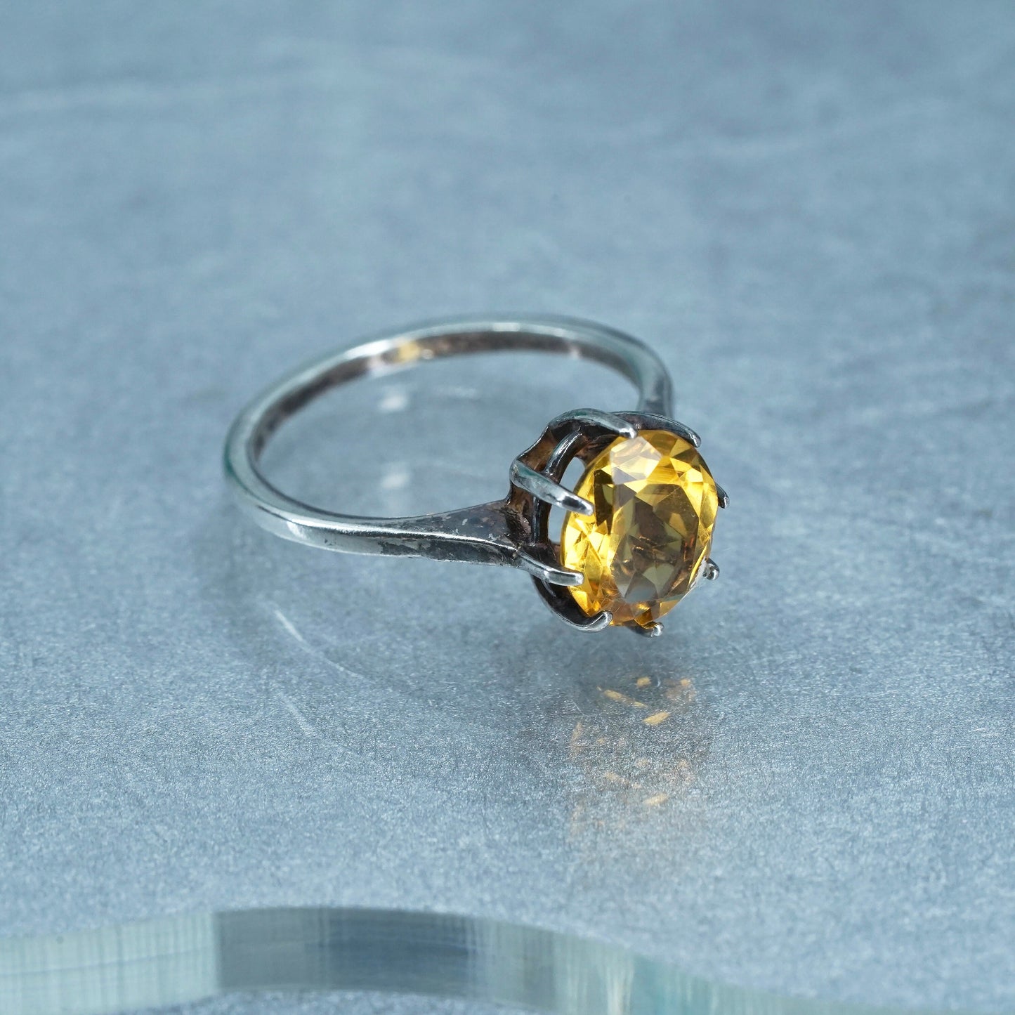 Size 8, vintage Sterling 925 silver handmade ring with oval citrine