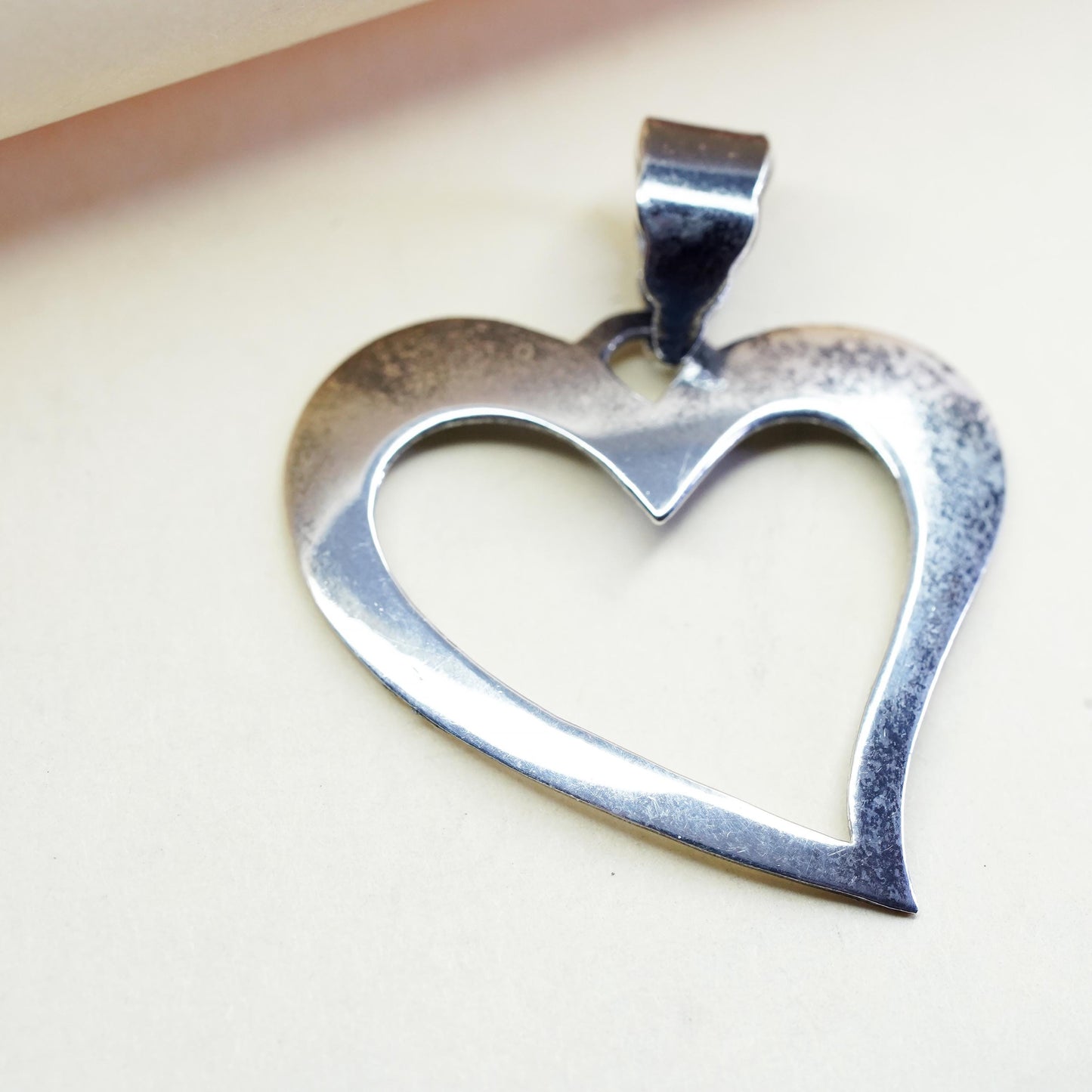Vintage sterling silver pendant, heart shaped, fine 925 silver heart