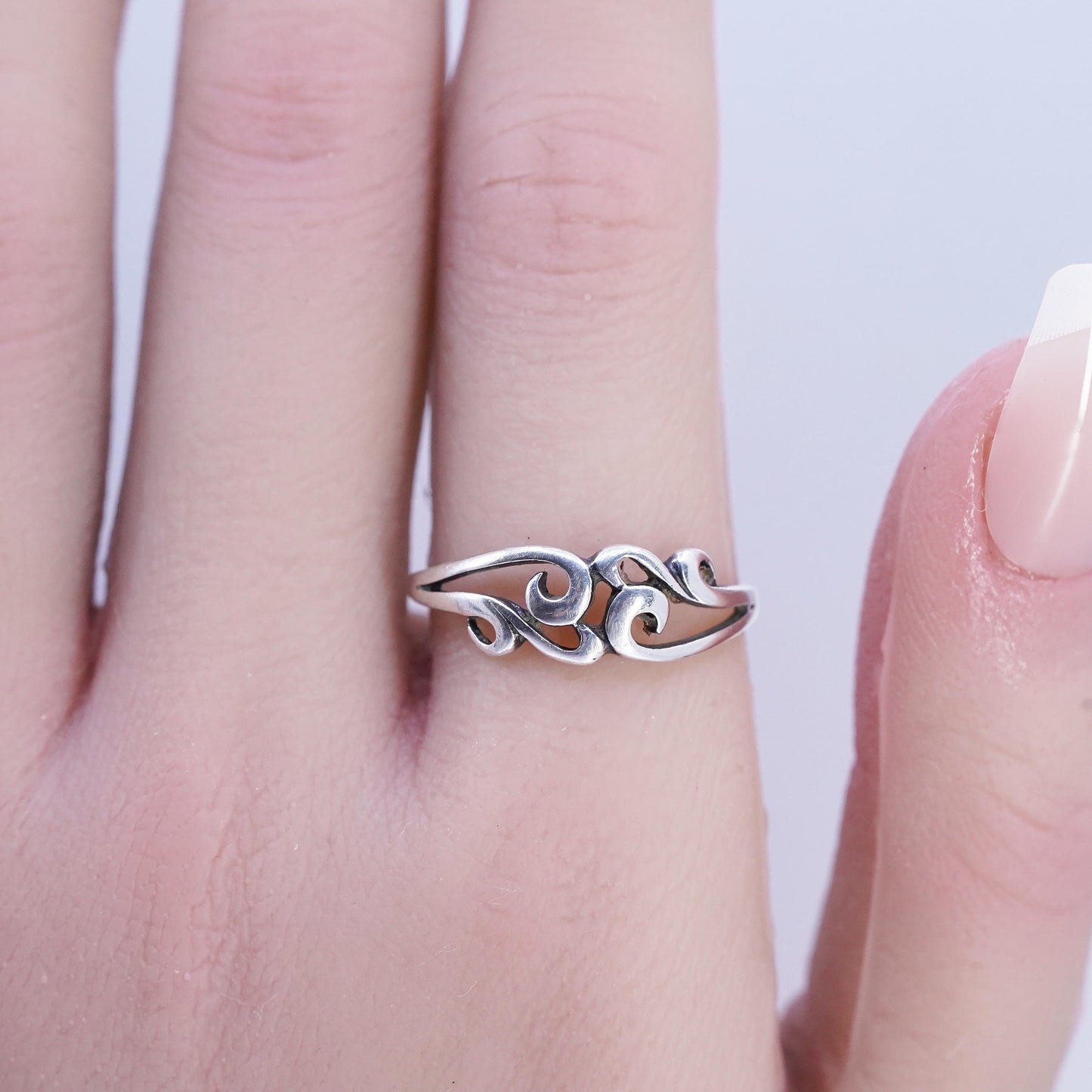 Size 8.5, vintage Sterling 925 silver handmade filigree ring