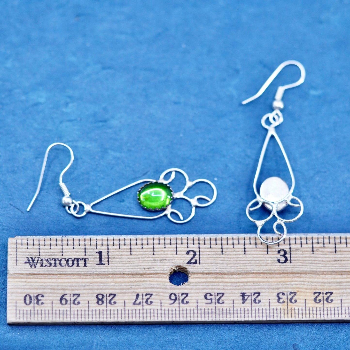 Vintage sterling silver handmade earrings, 925 circle with green glass bead