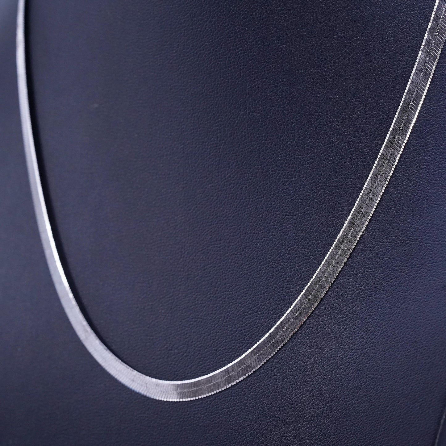 18" 4mm, vintage Italian Sterling 925 silver textured herringbone necklace