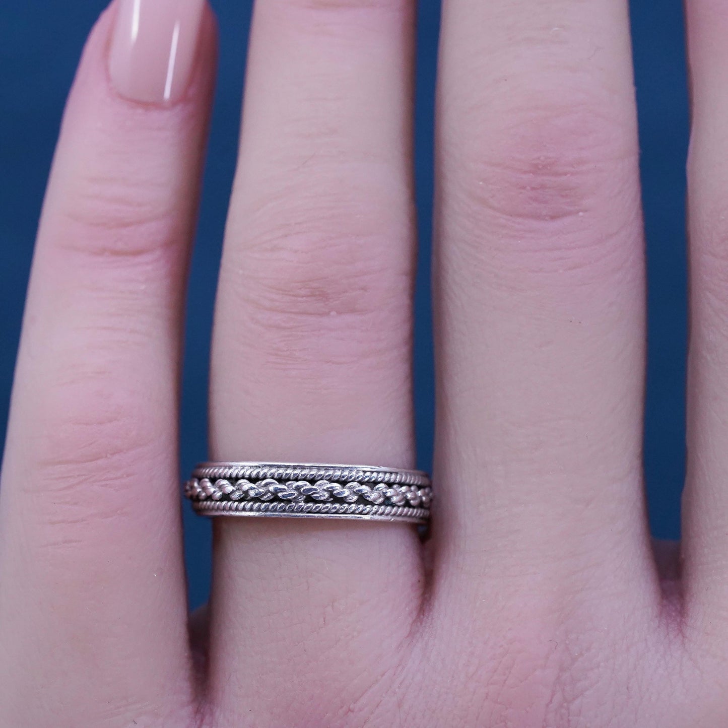 Size 7.5, vintage Sterling silver handmade ring, 925 cable band