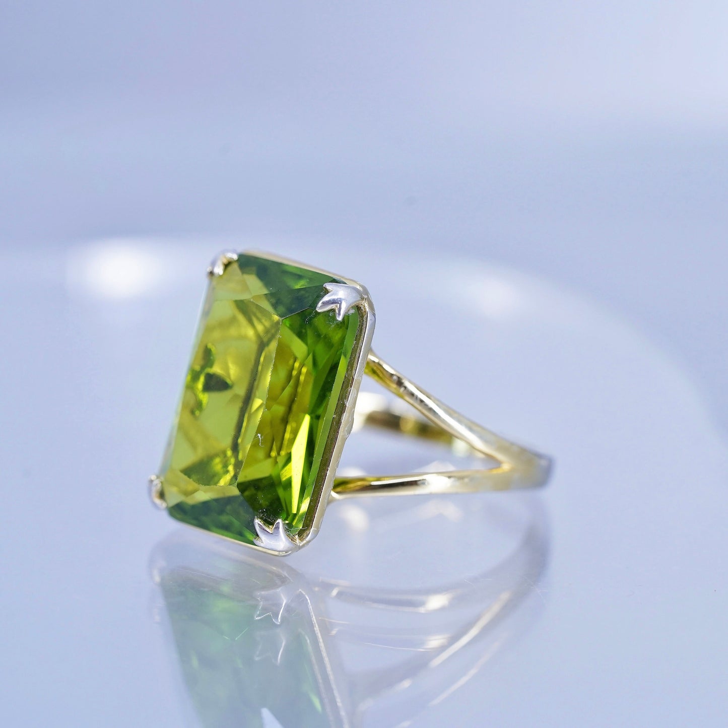 Size 8, vintage vermeil gold over Sterling 925 silver handmade ring w/ peridot
