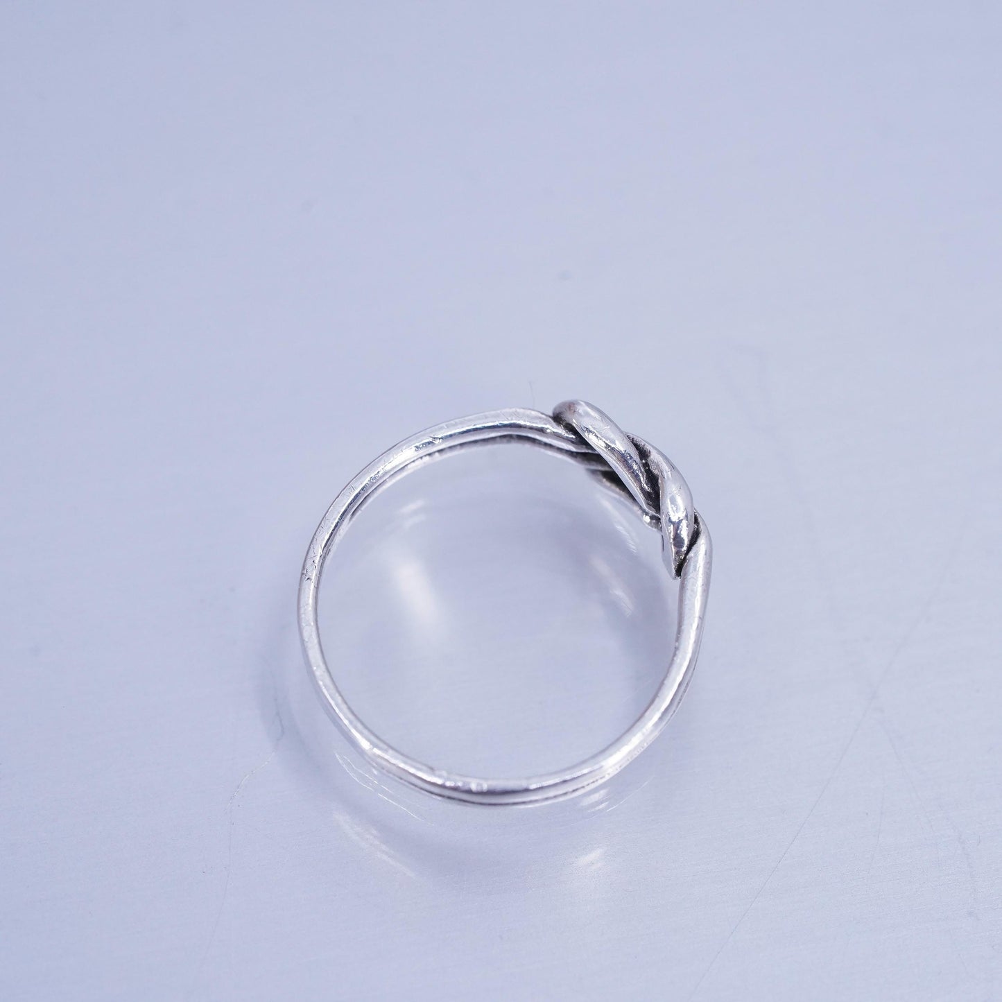 Size 4, vintage Sterling 925 silver handmade ring, knotted band