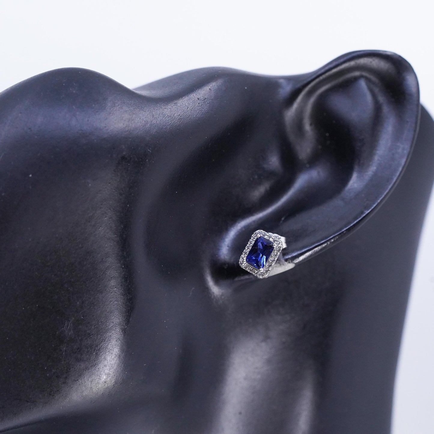 SUN Sterling 925 silver earrings, studs emerald cut sapphire cluster diamonds