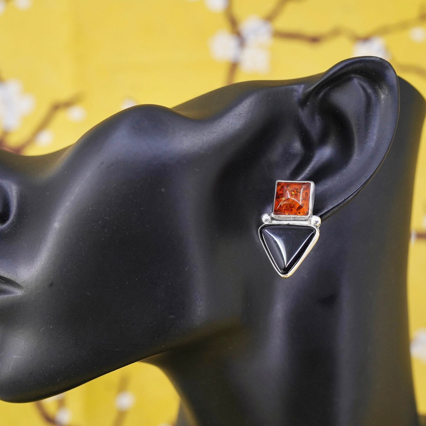 Vintage Native American sterling 925 silver studs earrings w/ amber onyx inlay