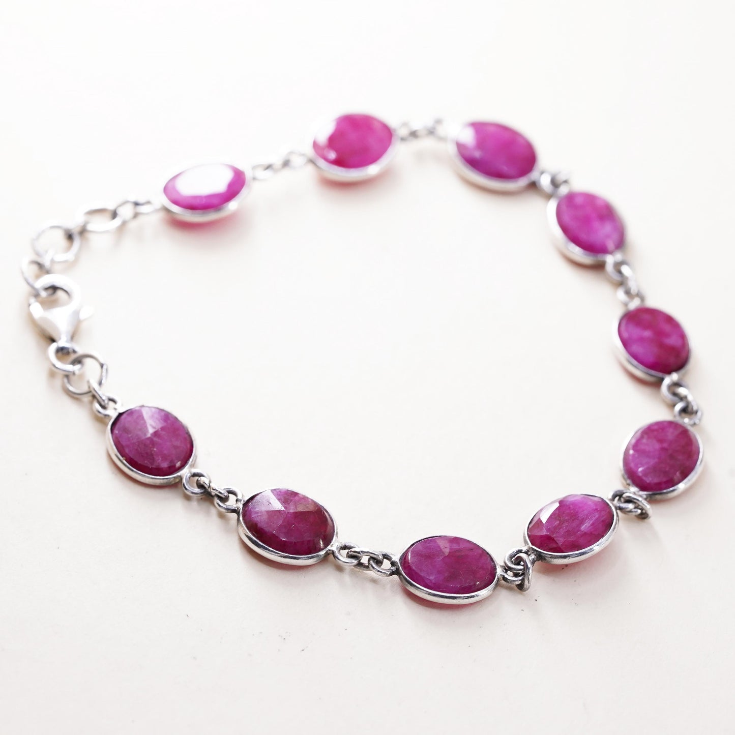 8", Vintage Sterling silver handmade bracelet, 925 chain with Indian ruby beads