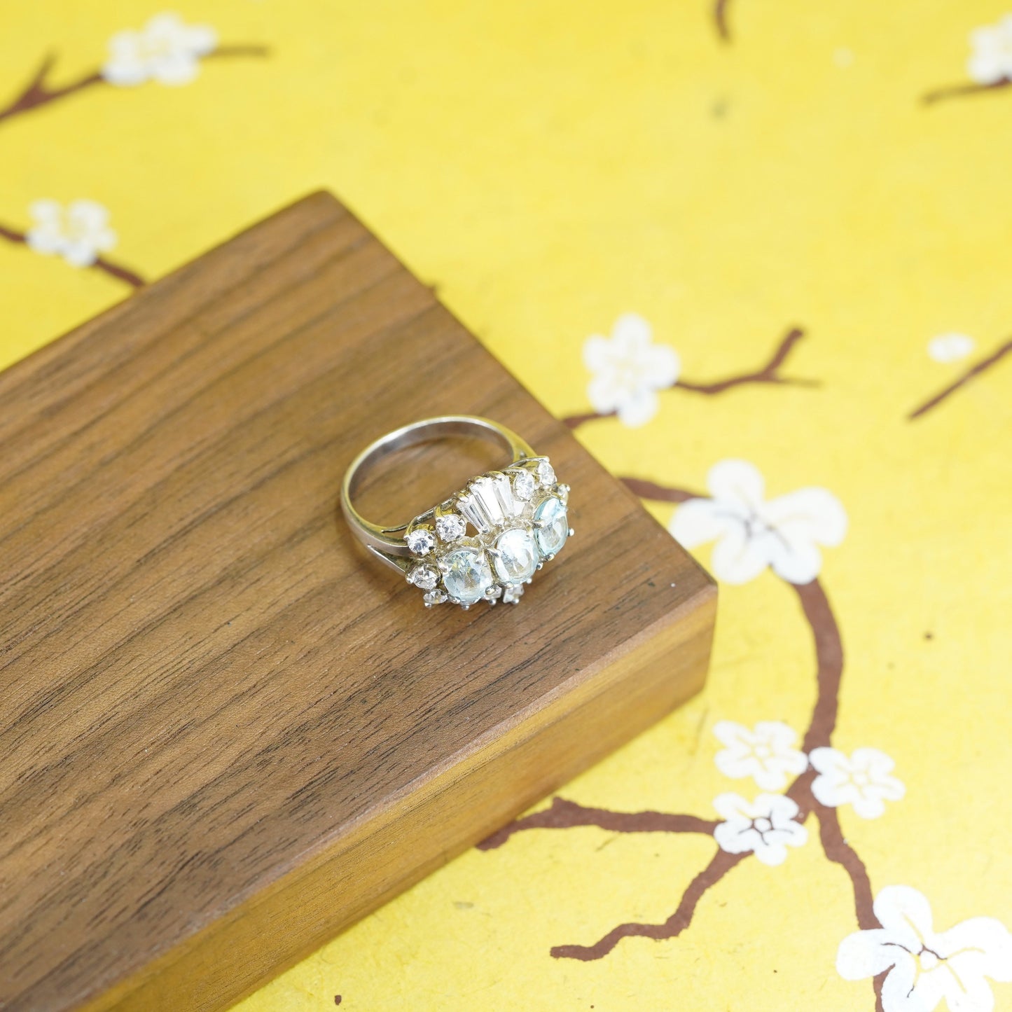 Size 8, vintage sterling 925 silver handmade ring with blue topaz cluster cz