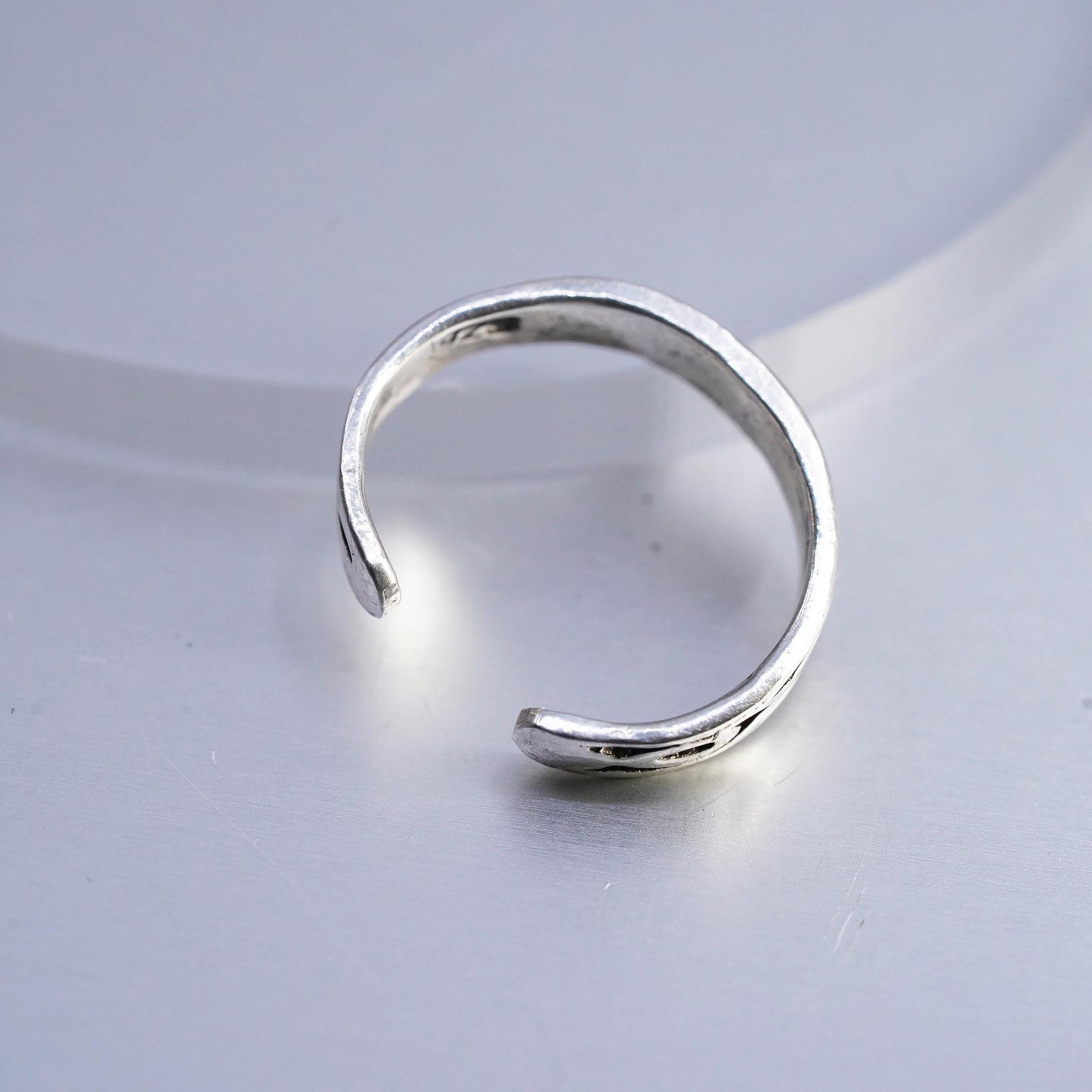 Size 3, 925 Sterling Silver Fish Motif Open Band Ring, Oxidized Fish Band