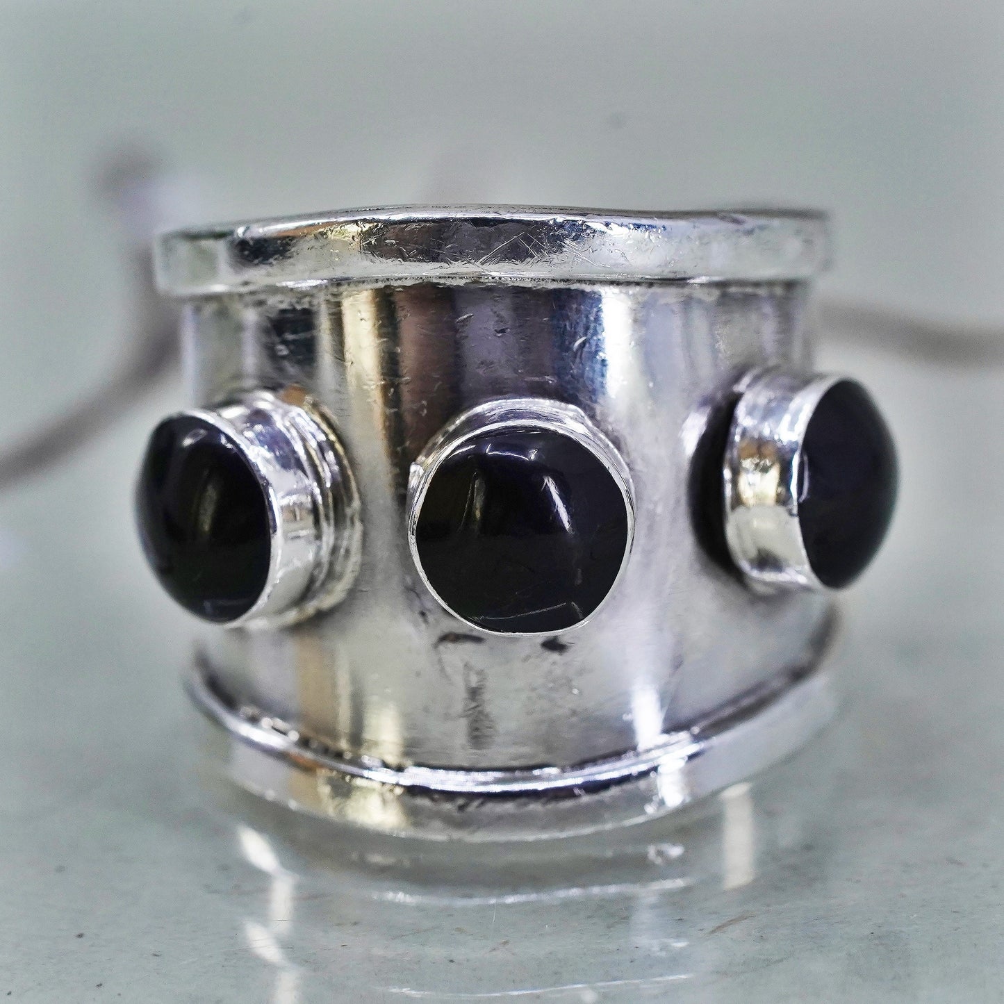 Size 8, vintage HOB Sterling 925 silver handmade statement ring with onyx inlay