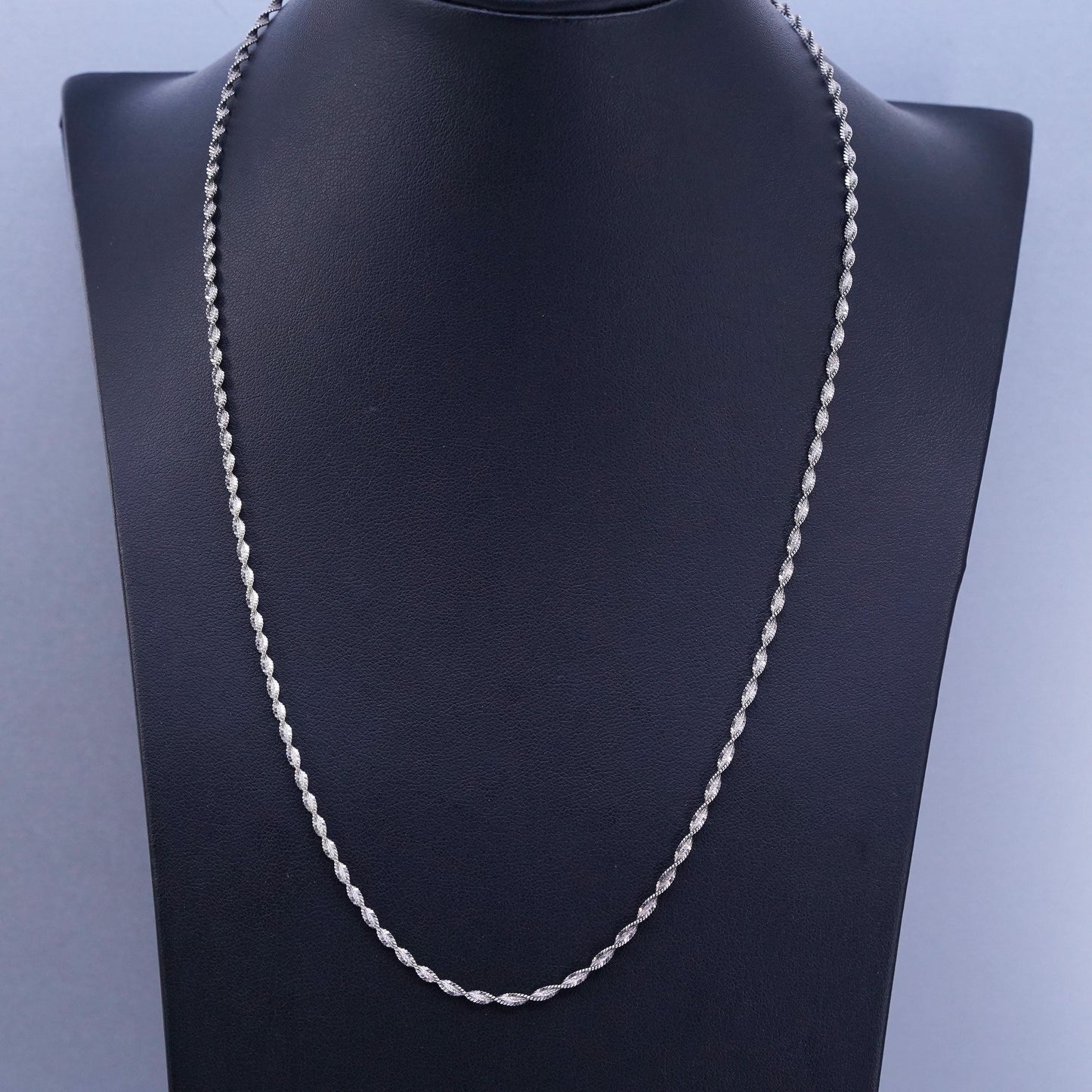 20” 2mm, vintage Italy Sterling 925 silver twisted herringbone chain necklace