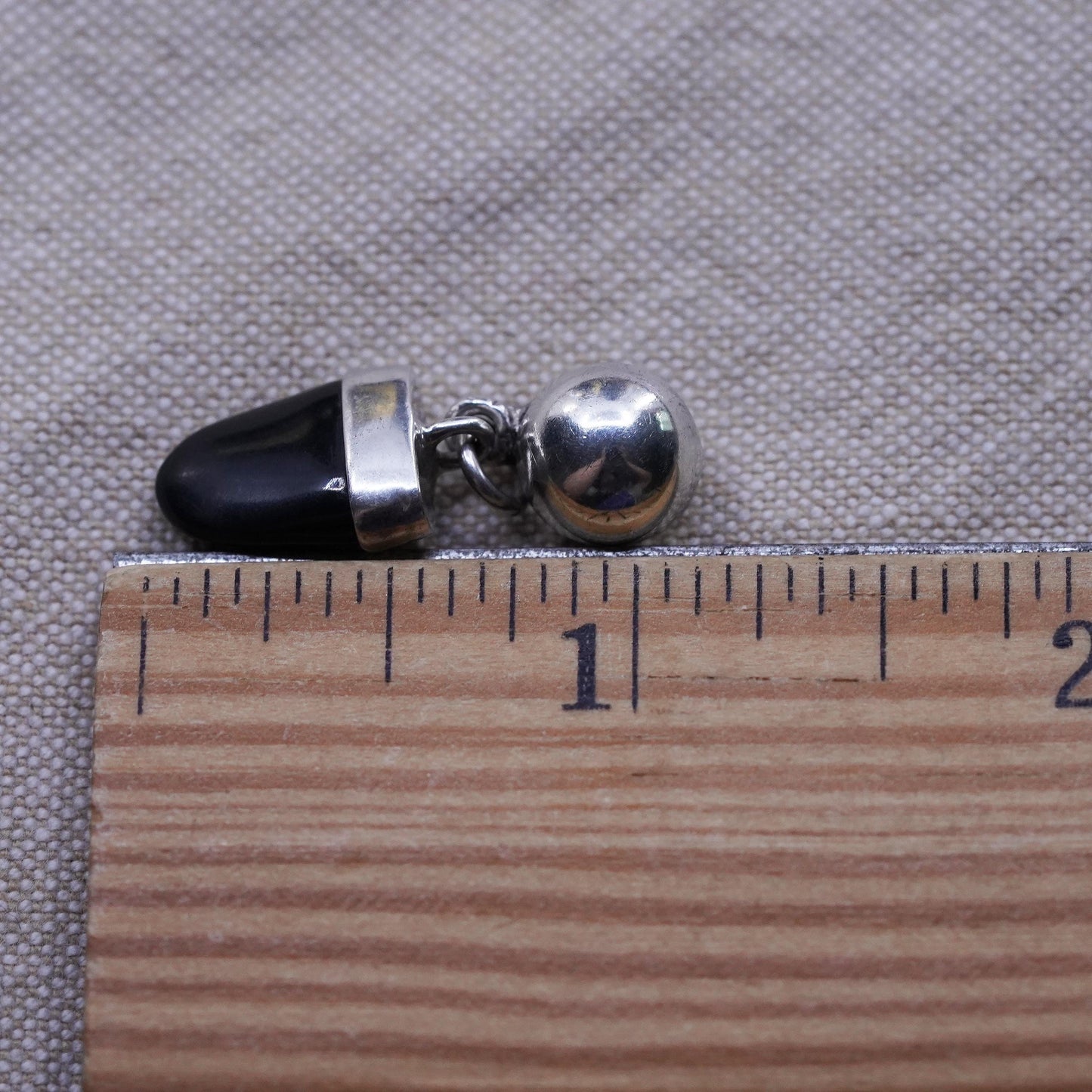 Vintage Mexican Sterling 925 silver handmade pendant with onyx
