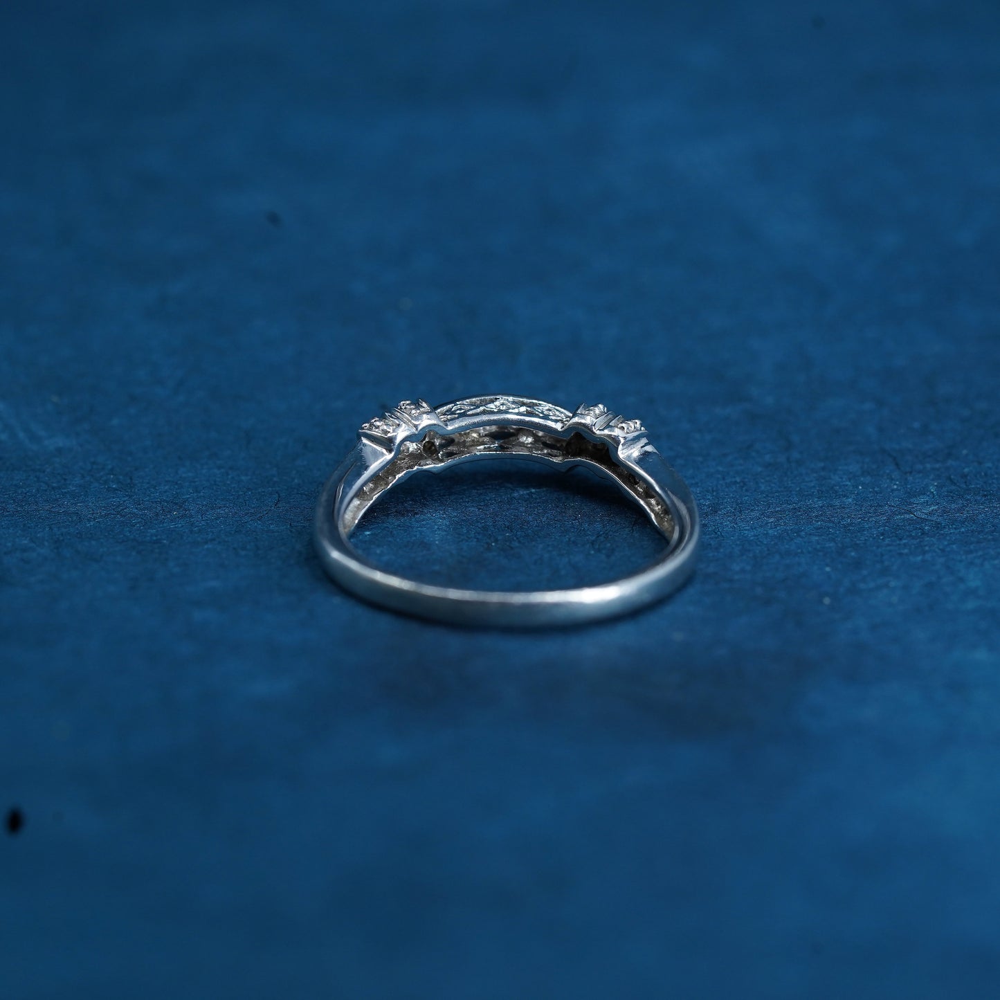 Size 8, vintage Sterling 925 silver ring, 925 stackable wedding band with Cz