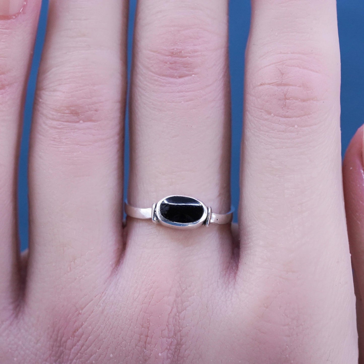 Size 5.5, vintage Sterling 925 silver handmade ring with black onyx