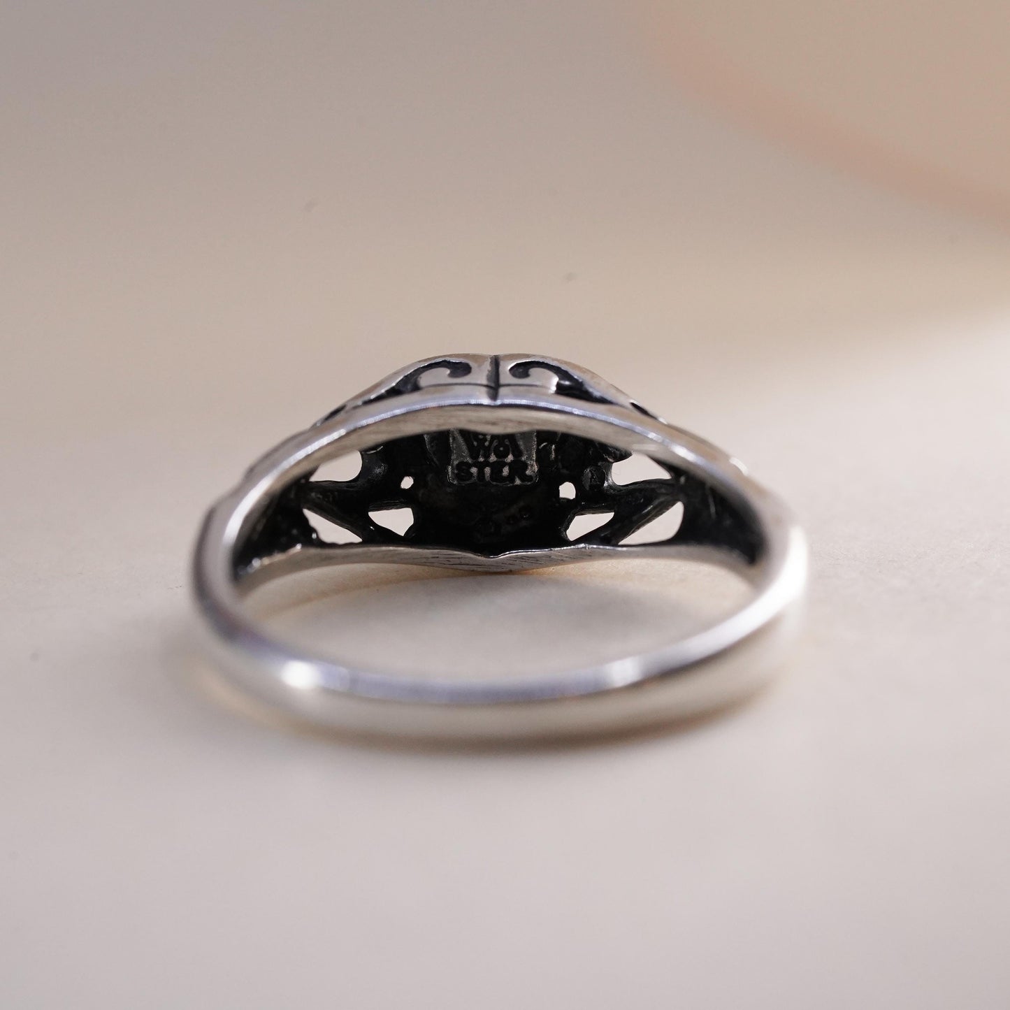 Size 7, Wheeler Jewelry Co. sterling silver ring, Native American 925 ring onyx