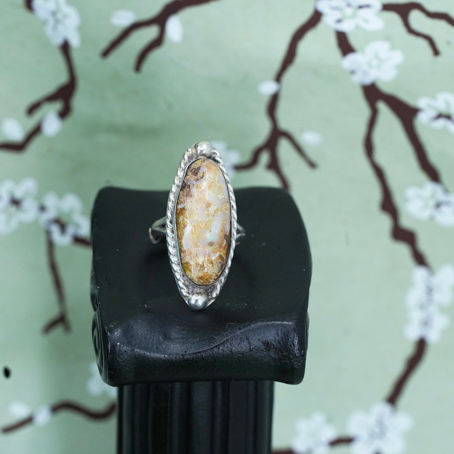Size 4.25, VTG Southwestern sterling 925 silver handmade ring w/ orange agate