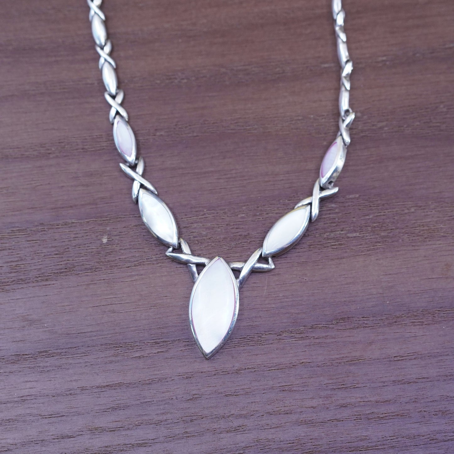 17”, vintage Sterling 925 silver handmade V necklace with mother of pearl