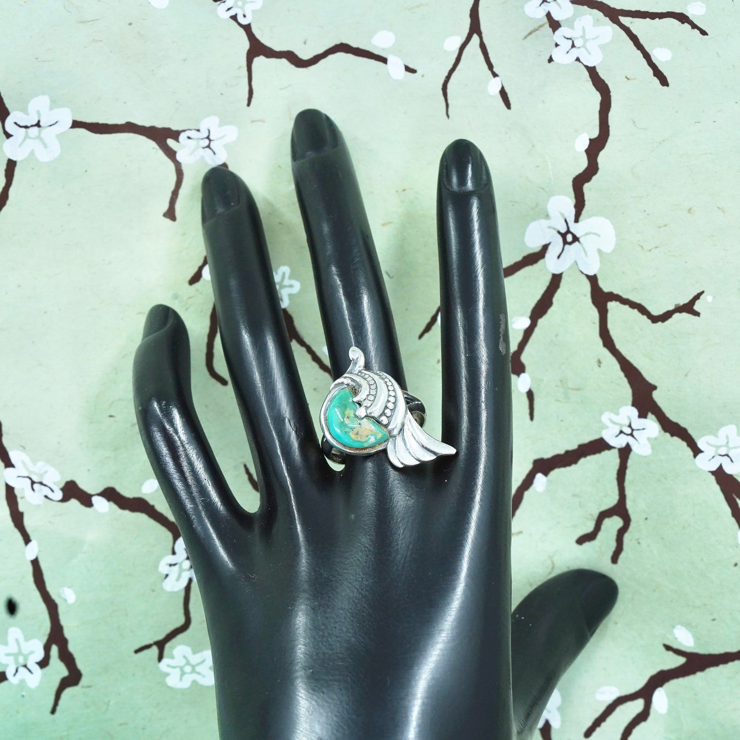 Size 10, Native American sterling silver 925 ring with turquoise ribbed details