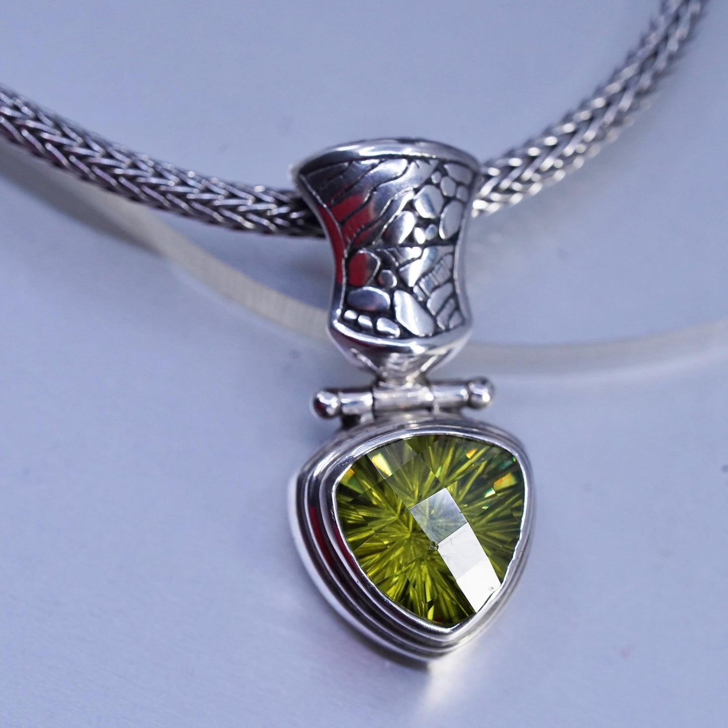 16" Sterling 925 silver bold wheat chain necklace trillion cut peridot pendant