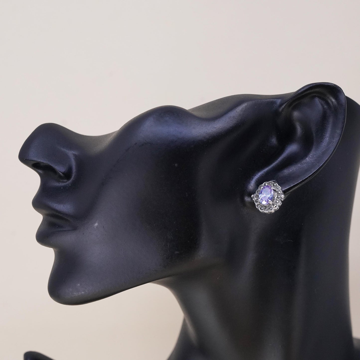 VTG Sterling 925 silver handmade stud with amethyst marcasites, single earring