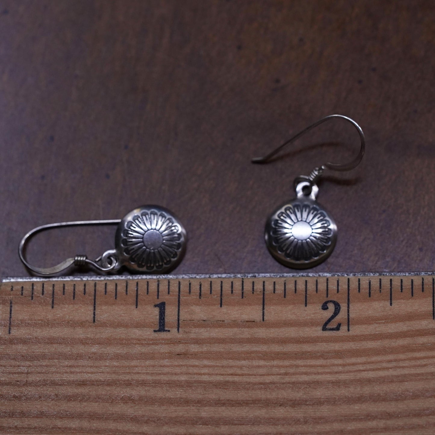 Native American sterling silver handmade earrings, 925 flower discs