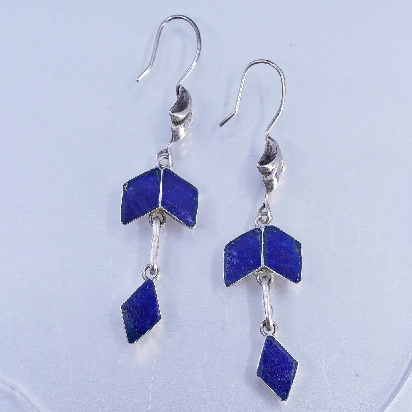 Vintage Native American Sterling 925 silver handmade earrings with lapis lazuli