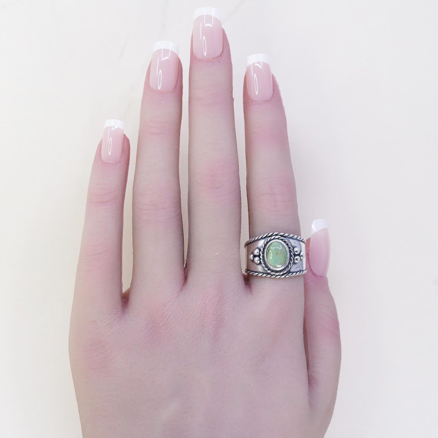Size 8, Vintage 925 Sterling Silver Green Turquoise Ring, Southwestern Navajo