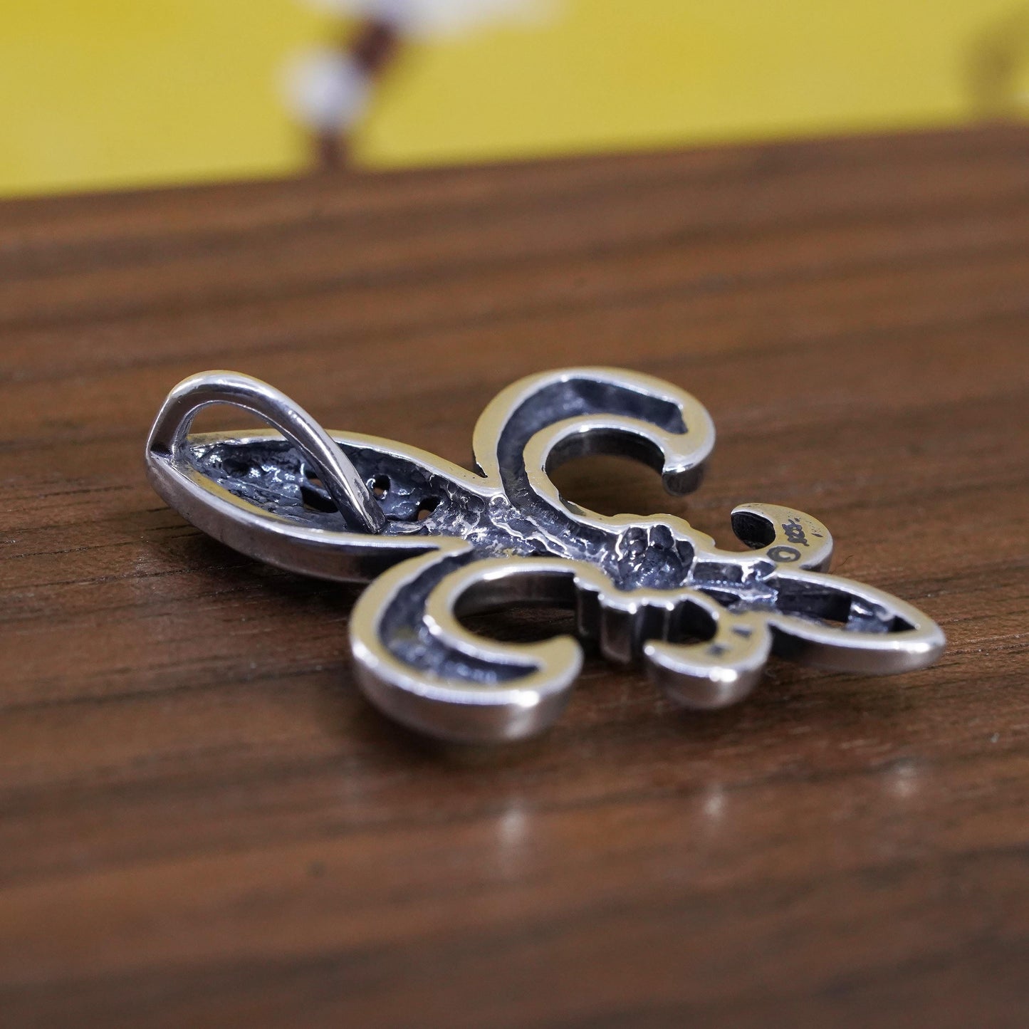 Vintage French symbol sterling 925 silver filigree the fleur-de-lis pendant