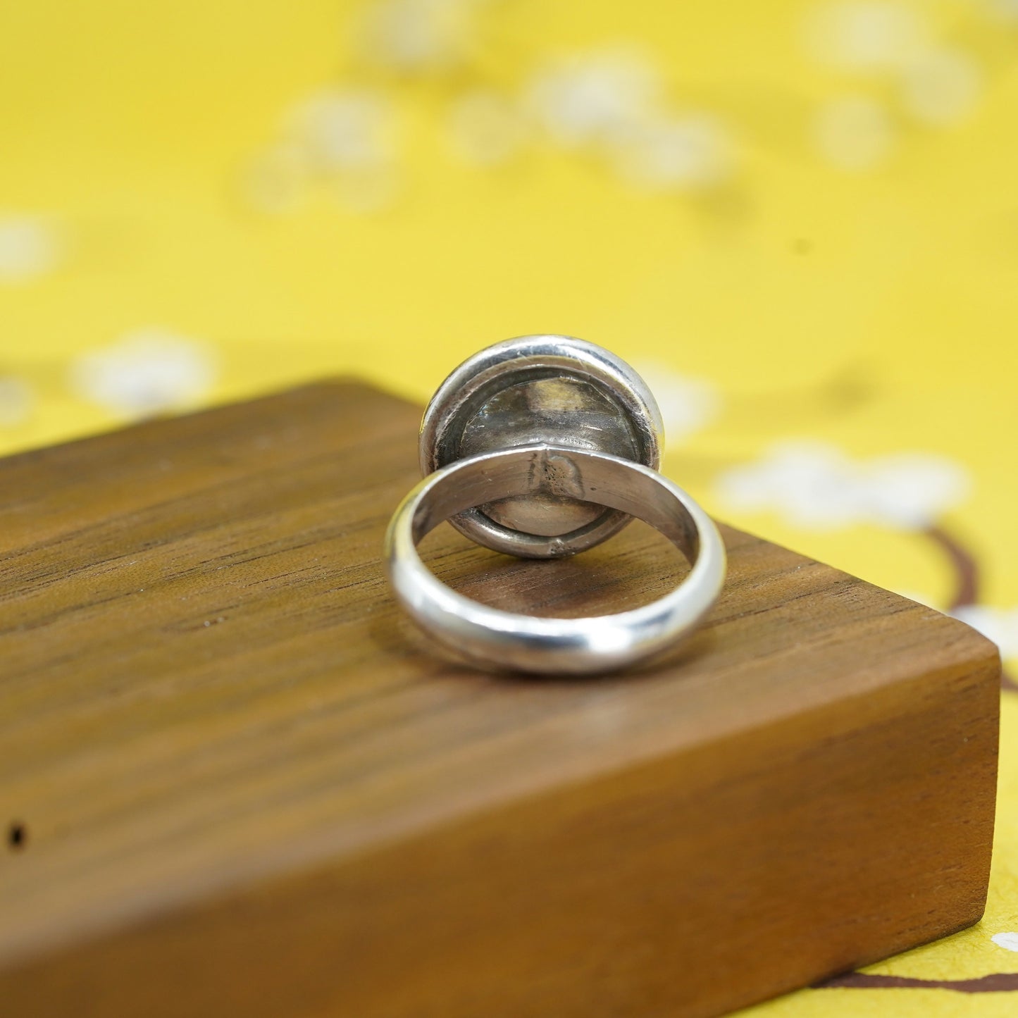 Size 9, vintage Sterling silver handmade ring, 925 band with beads