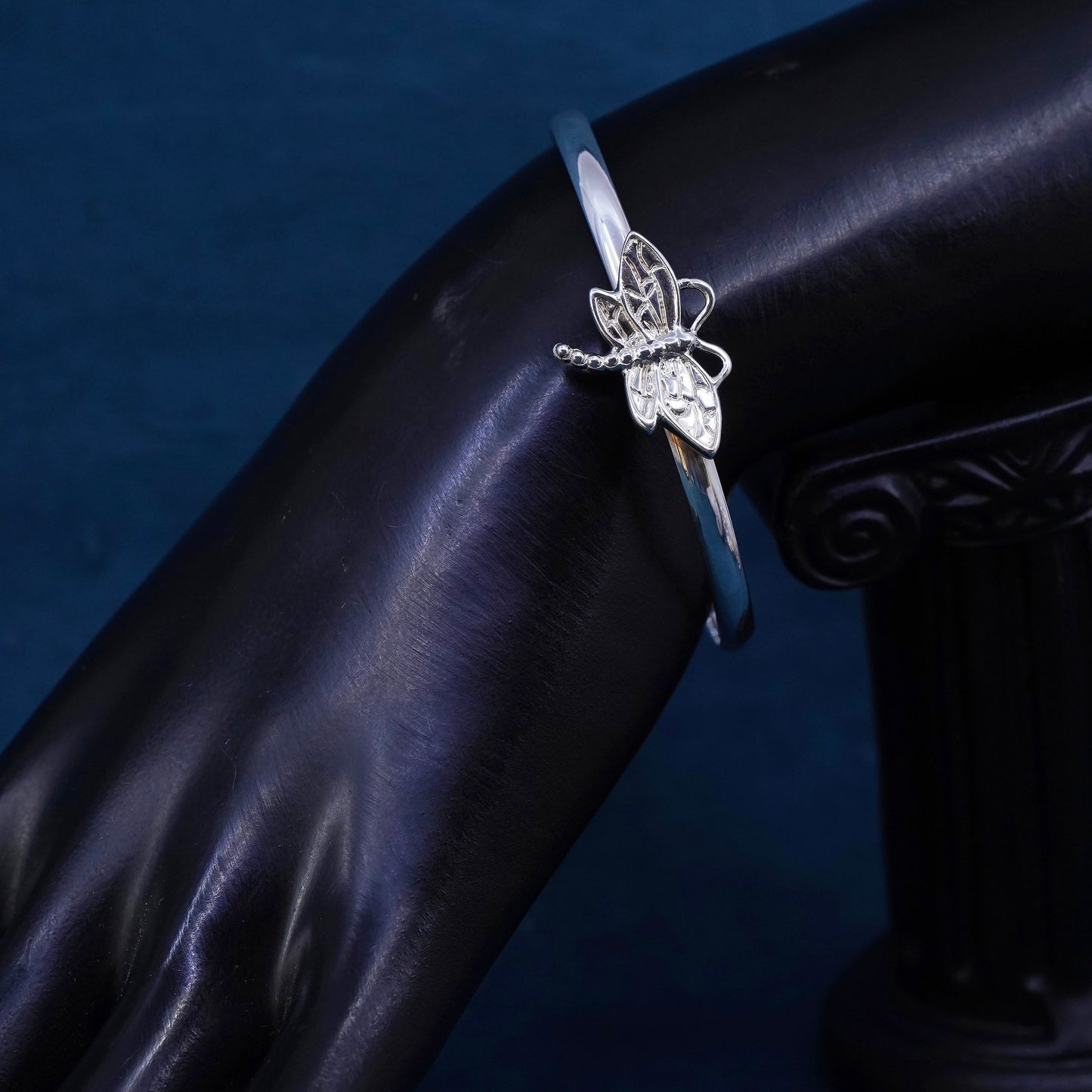 7", vintage Sterling silver handmade bracelet, 925 hinged dragonfly bangle