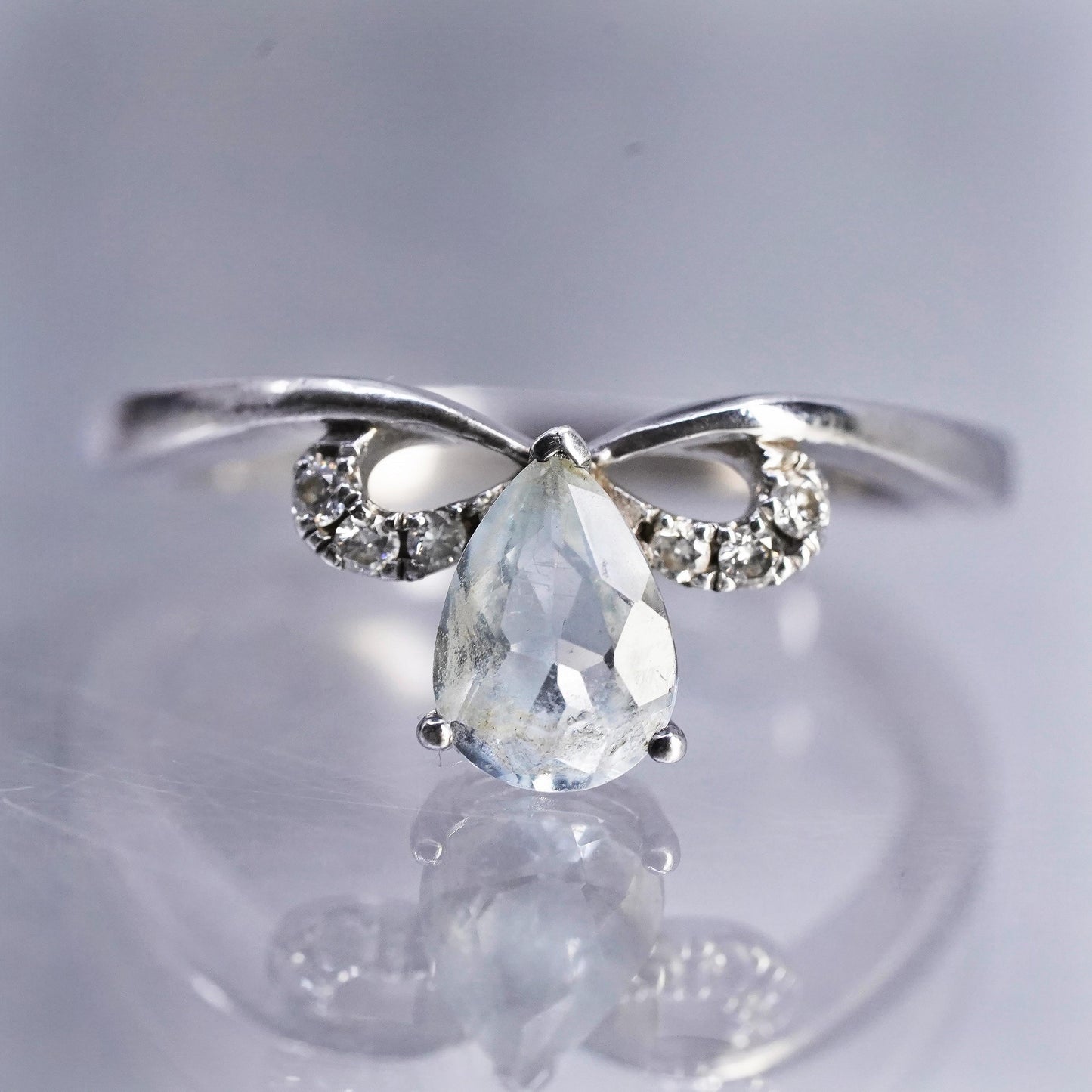 size 6, vintage Sterling Silver 925 Ring teardrop topaz ring with cz details