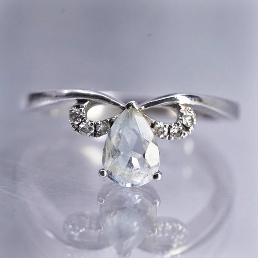 size 6, vintage Sterling Silver 925 Ring teardrop topaz ring with cz details