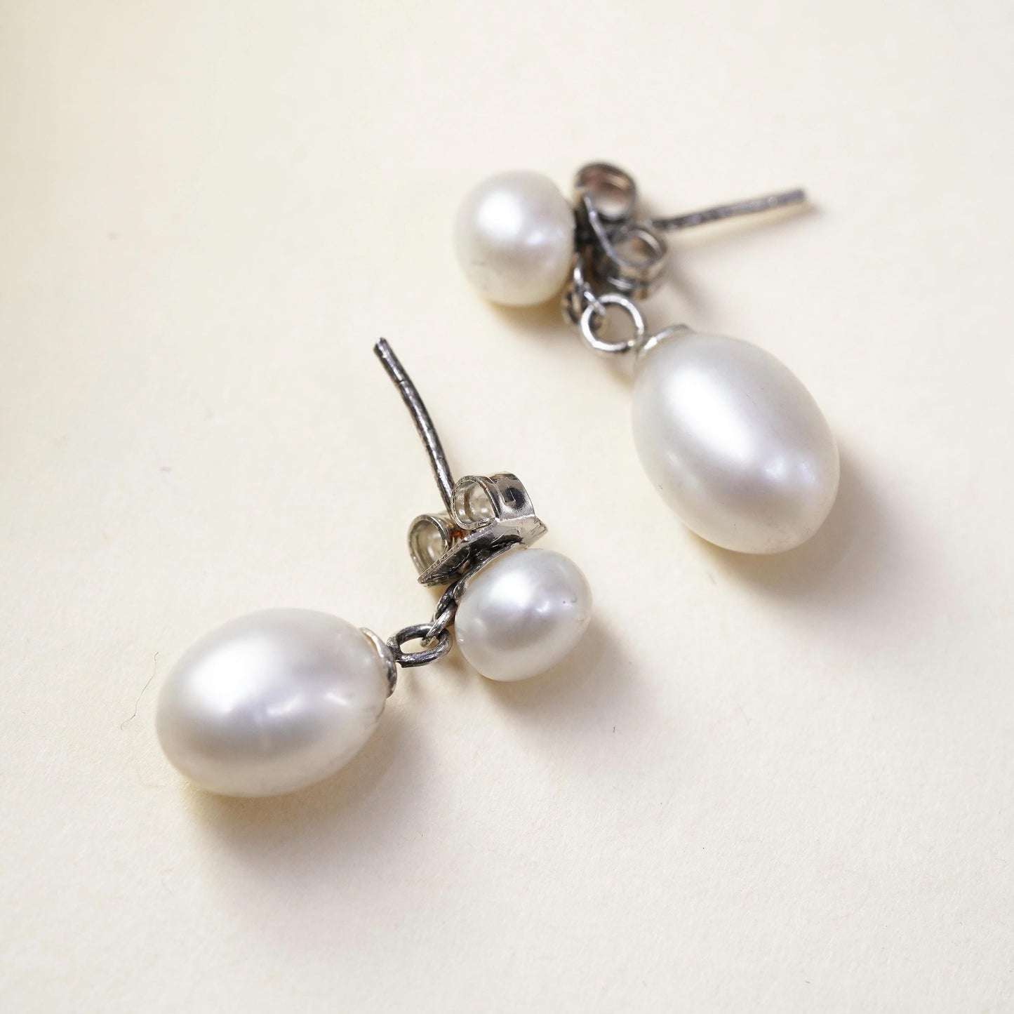 Vintage Sterling 925 silver handmade earrings with oval shaped freshwater pearl