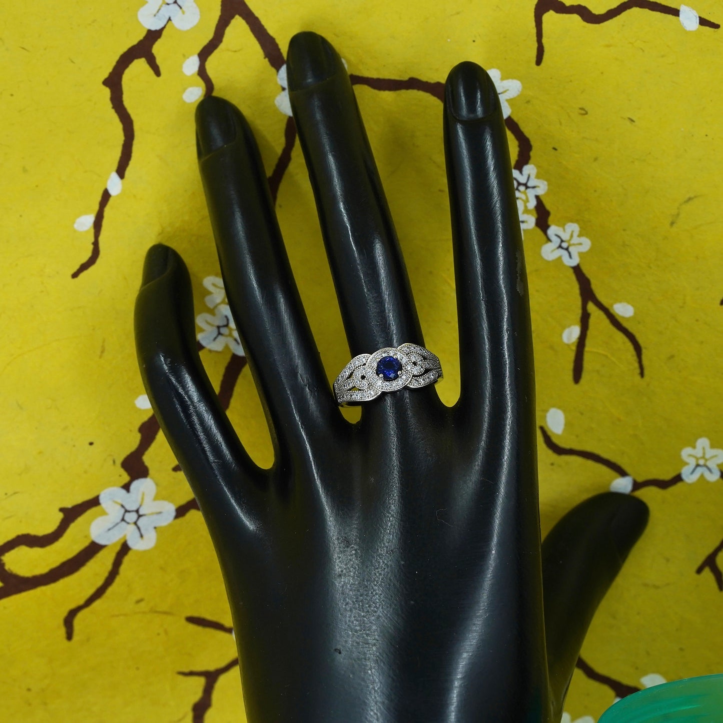 Size 8, vintage Sterling silver handmade ring, 925 band with sapphire clear Cz