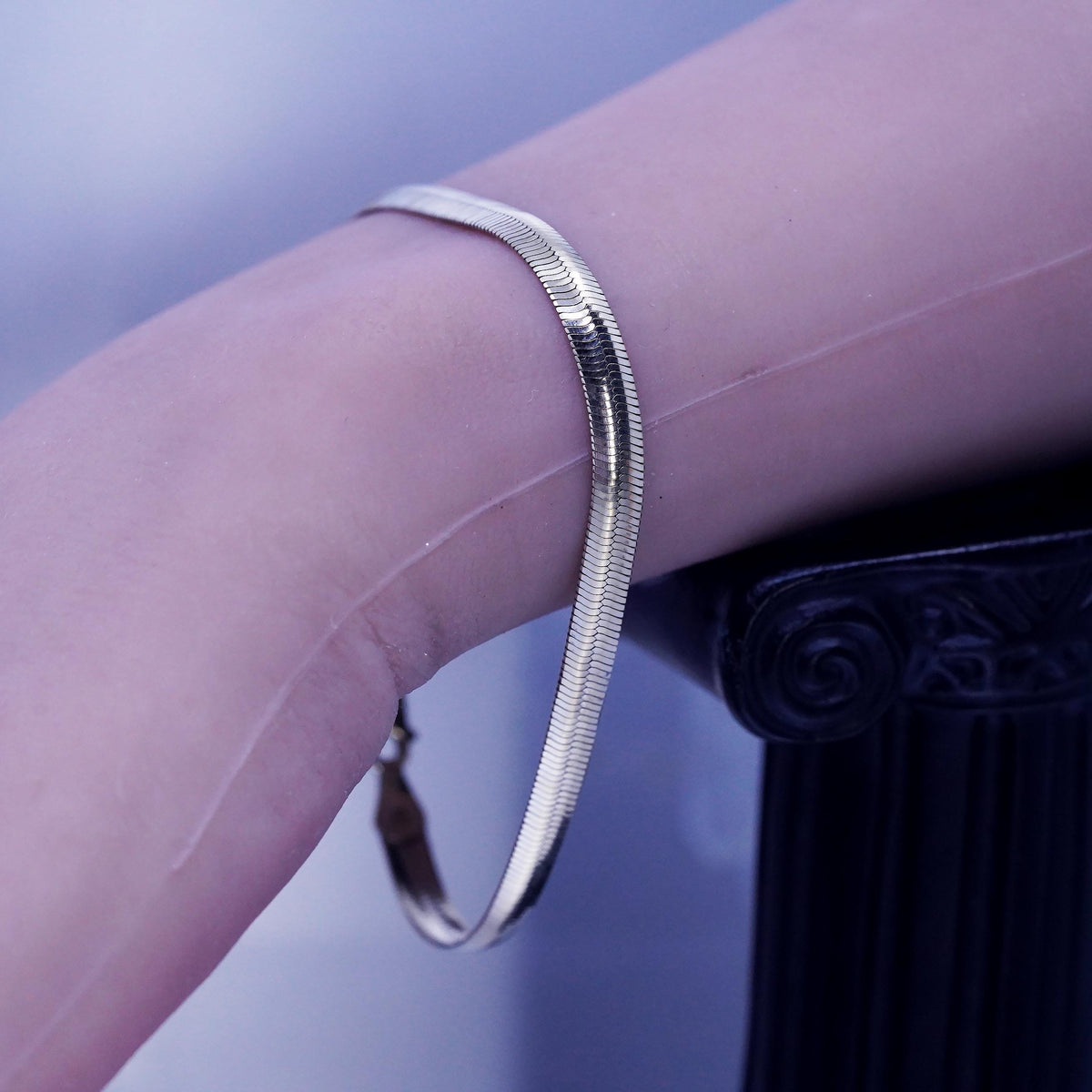 7.5", 5mm, Vintage Italian Sterling 925 silver herringbone bracelet