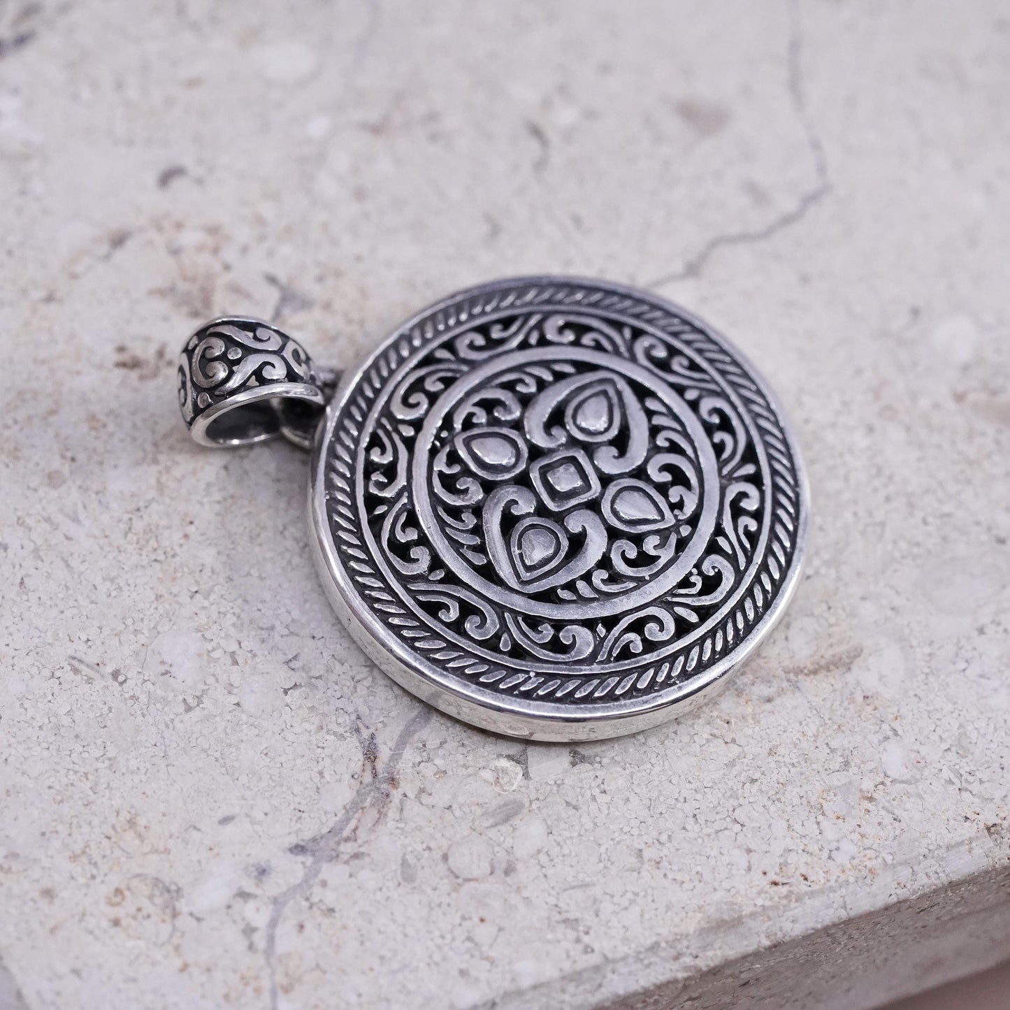 Vintage Sterling silver handmade pendant, 925 filigree circle charm