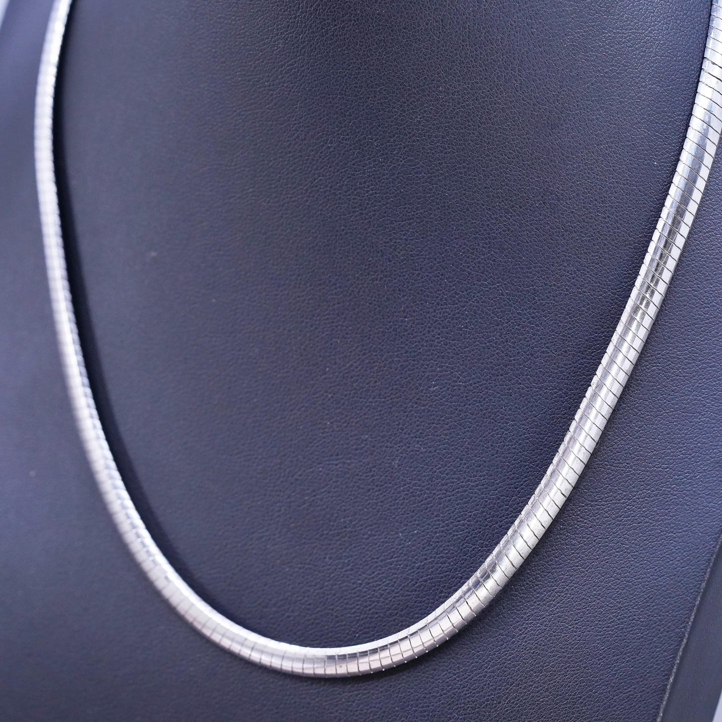 18" 5mm, vintage Milor Sterling silver necklace, curved 925 herringbone chain
