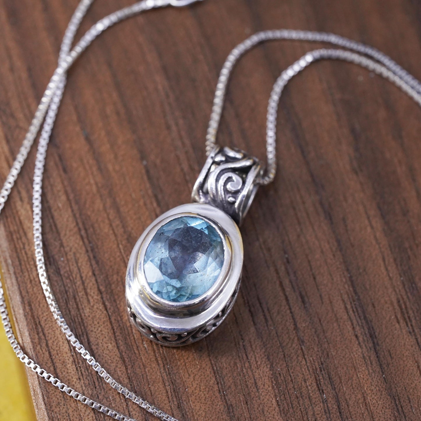 16”, Vintage Sterling silver necklace, 925 box chain oval blue topaz pendant
