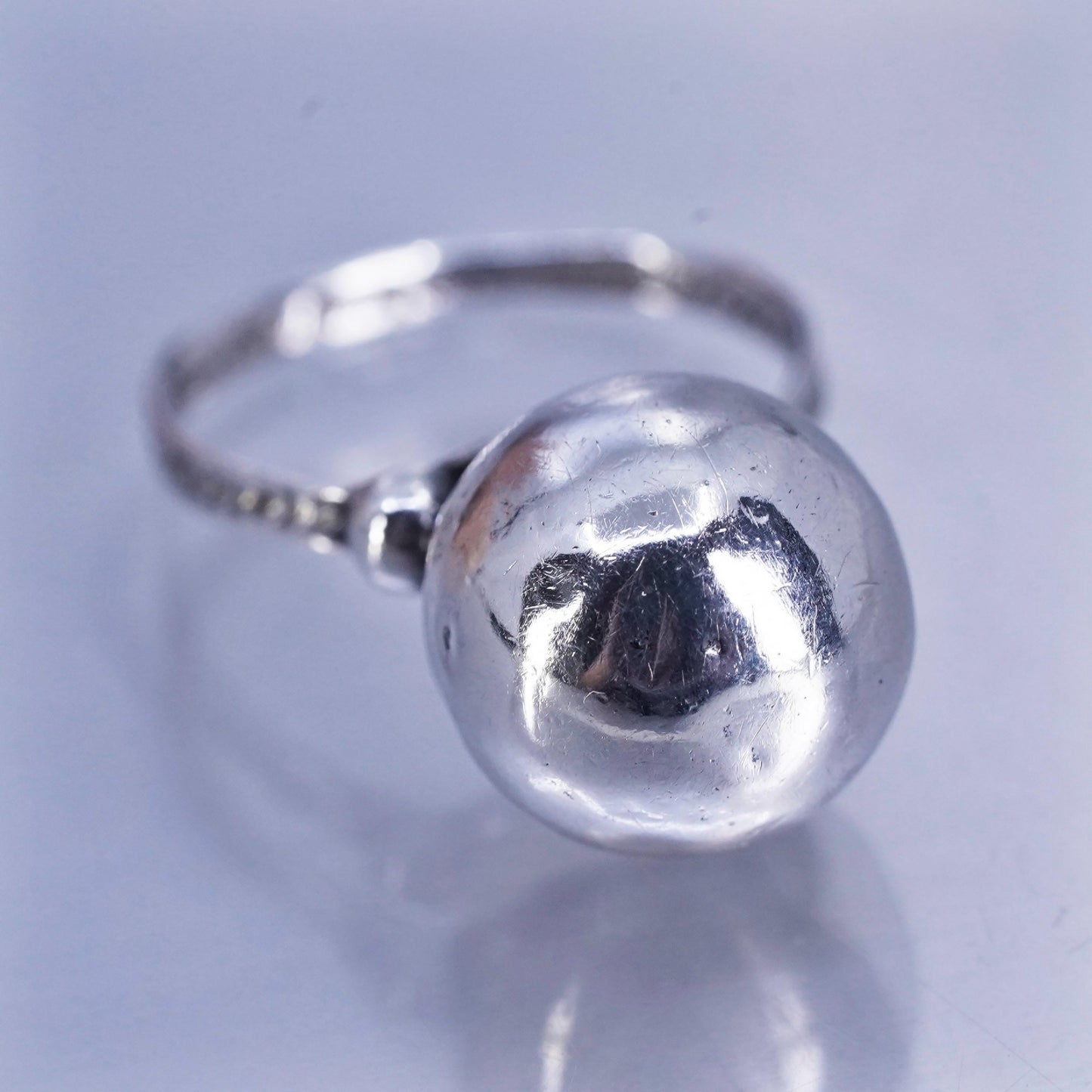 Size 9, vintage southwestern Sterling 925 silver bead ring, stackable band
