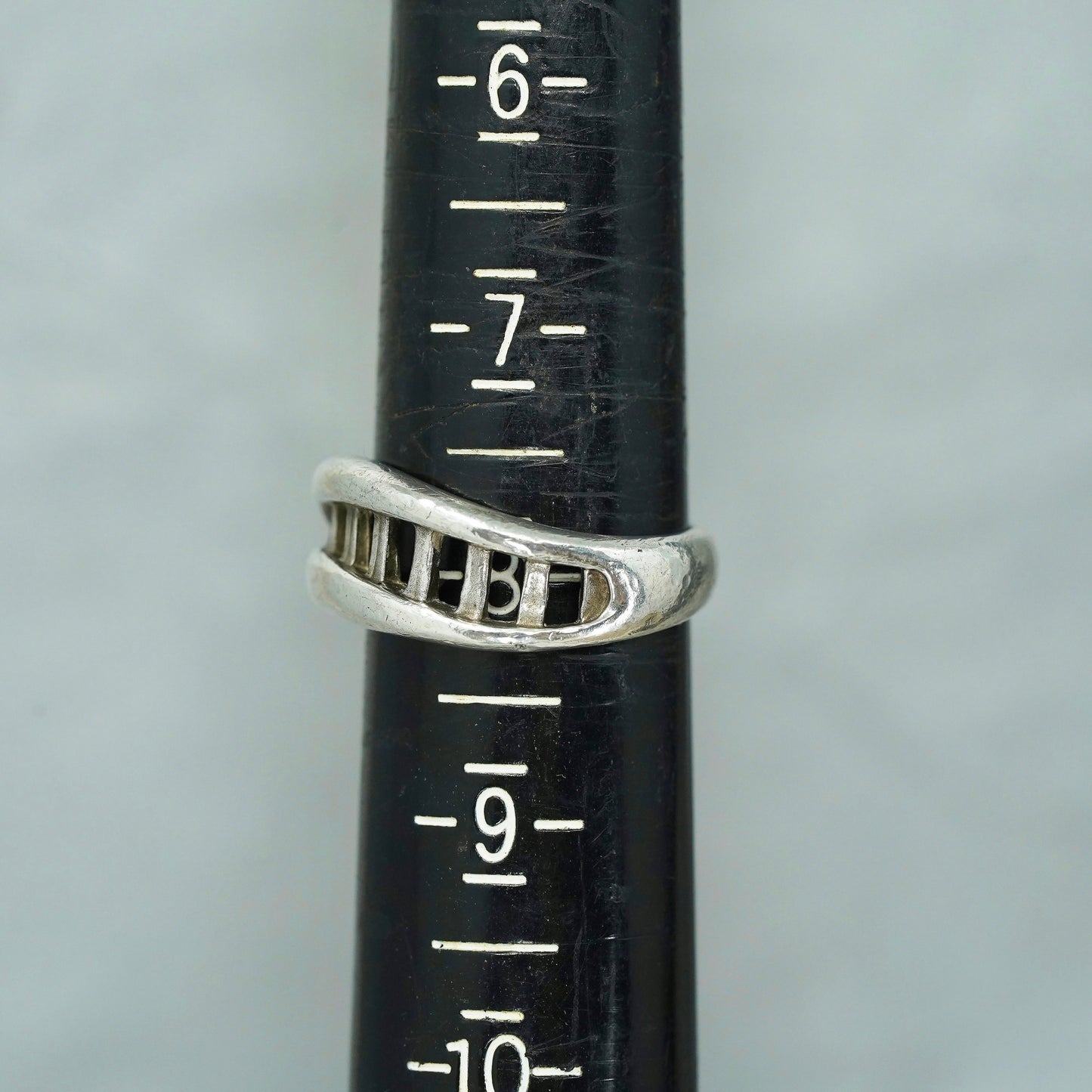 Size 7.5, vintage Sterling 925 silver handmade ring, ribbed band