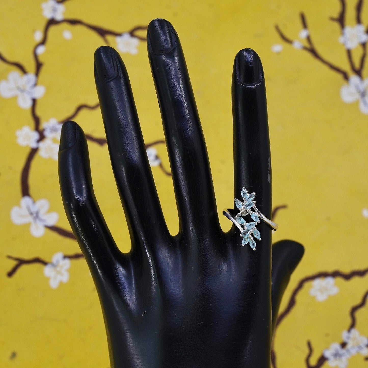 Size 7, Vintage Sterling silver handmade ring, blue crystal flower, 925 band