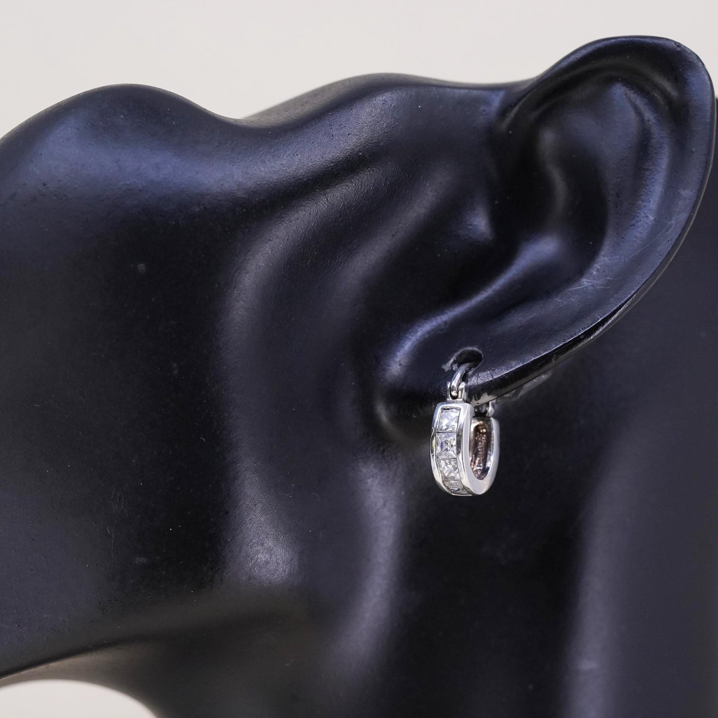 0.5", Vintage sterling silver loop single earring, fashion minimalist hoop cz