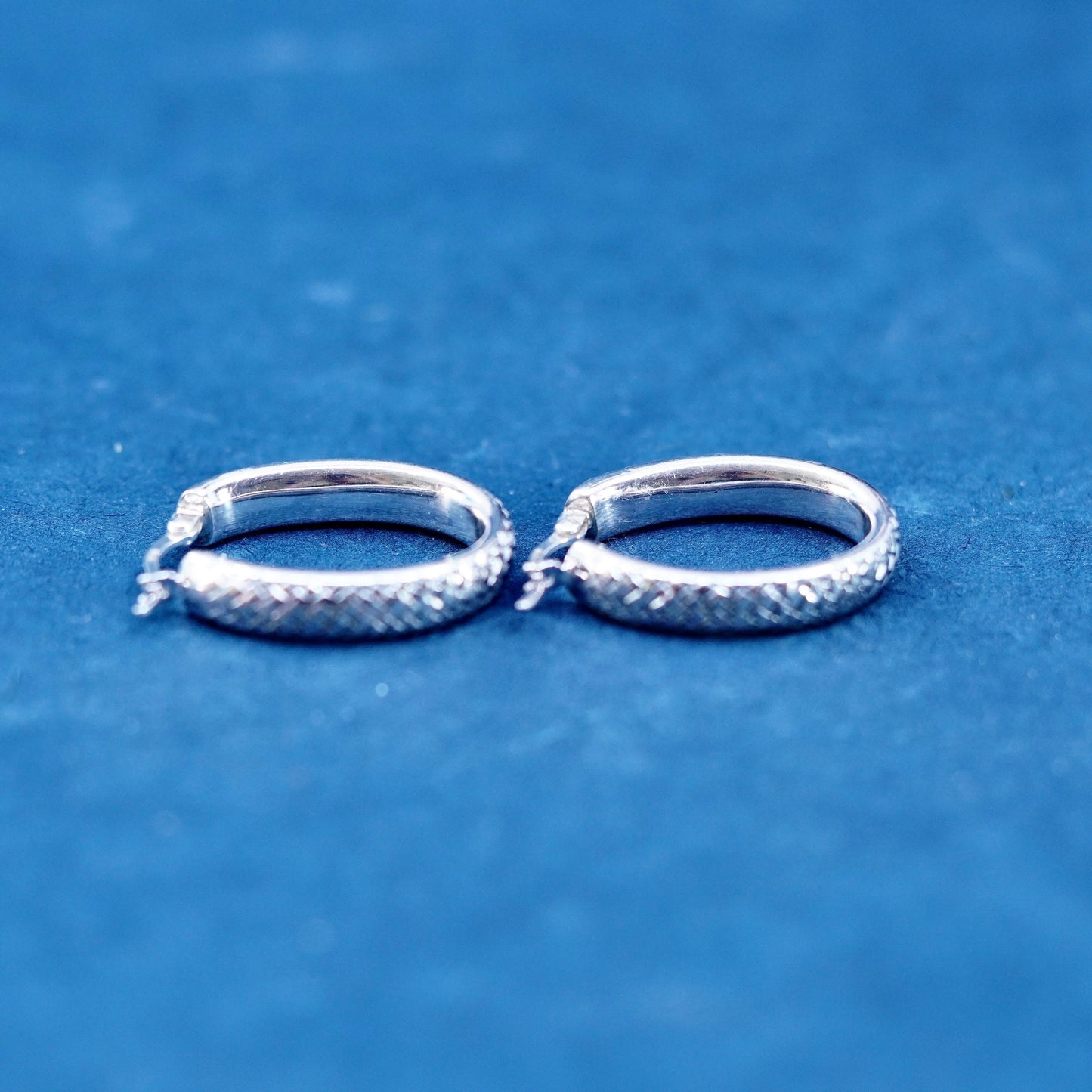 1”, vintage Sterling silver handmade earrings, textured 925 oval hoops, huggie