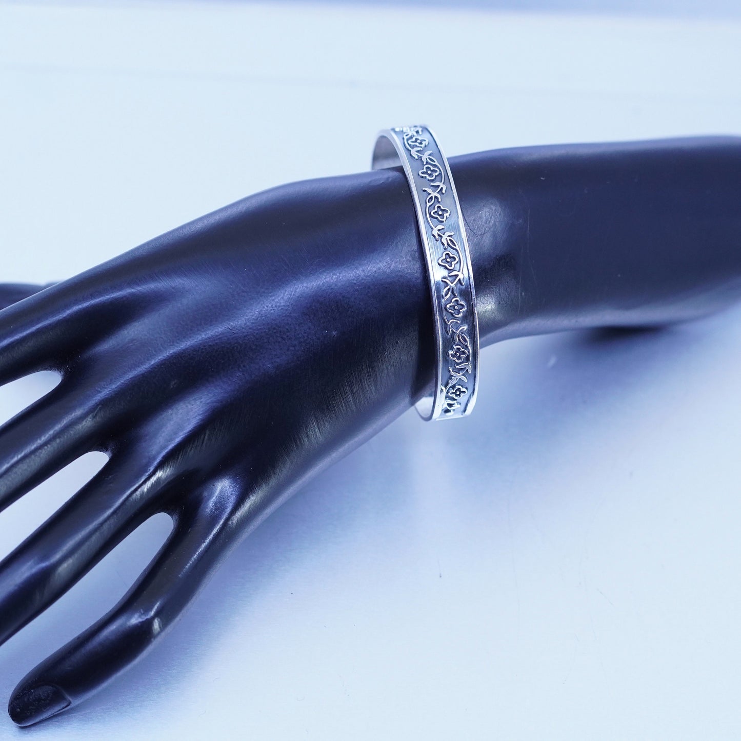 6.5”, Vintage Sterling 925 silver handmade flower bracelet, cuff