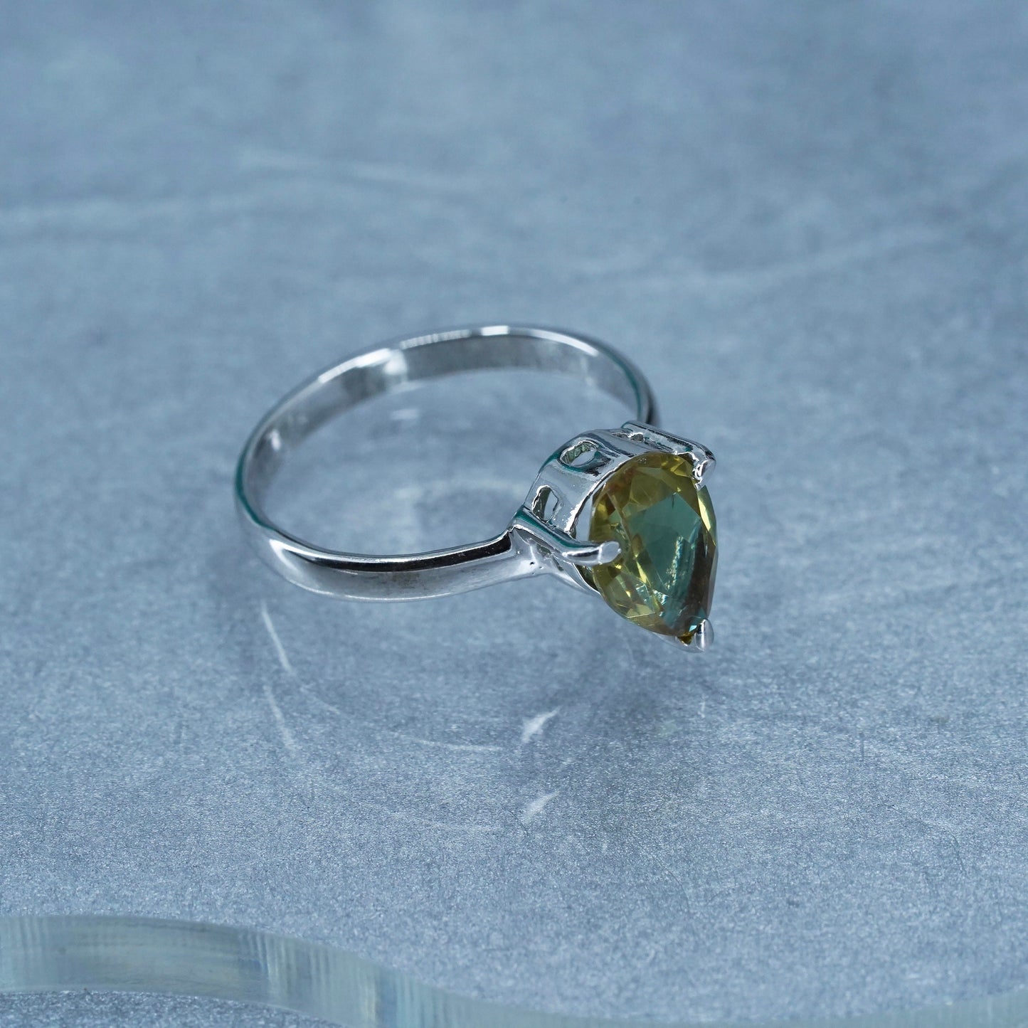 Size 7.75, vintage Sterling 925 silver handmade ring with teardrop citrine