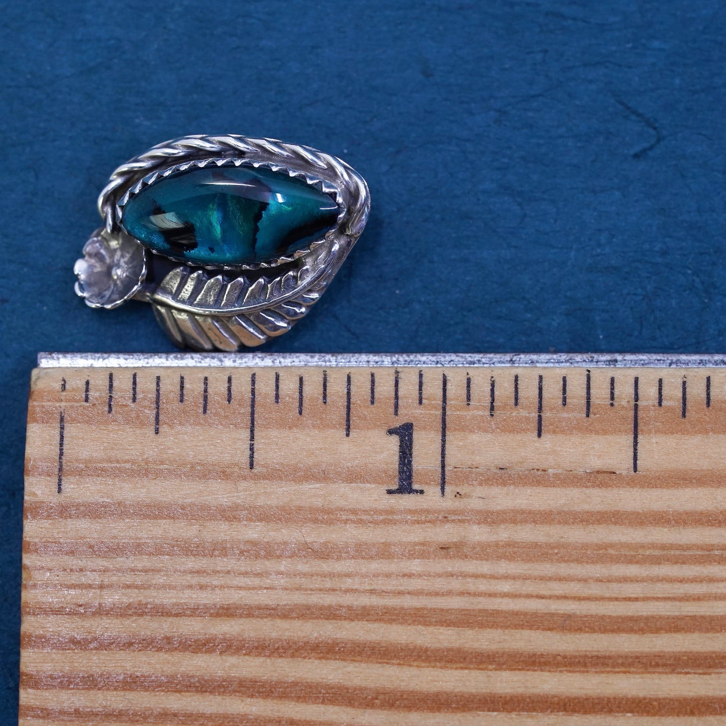 Vintage southwestern Sterling silver handmade abalone pendant with feather