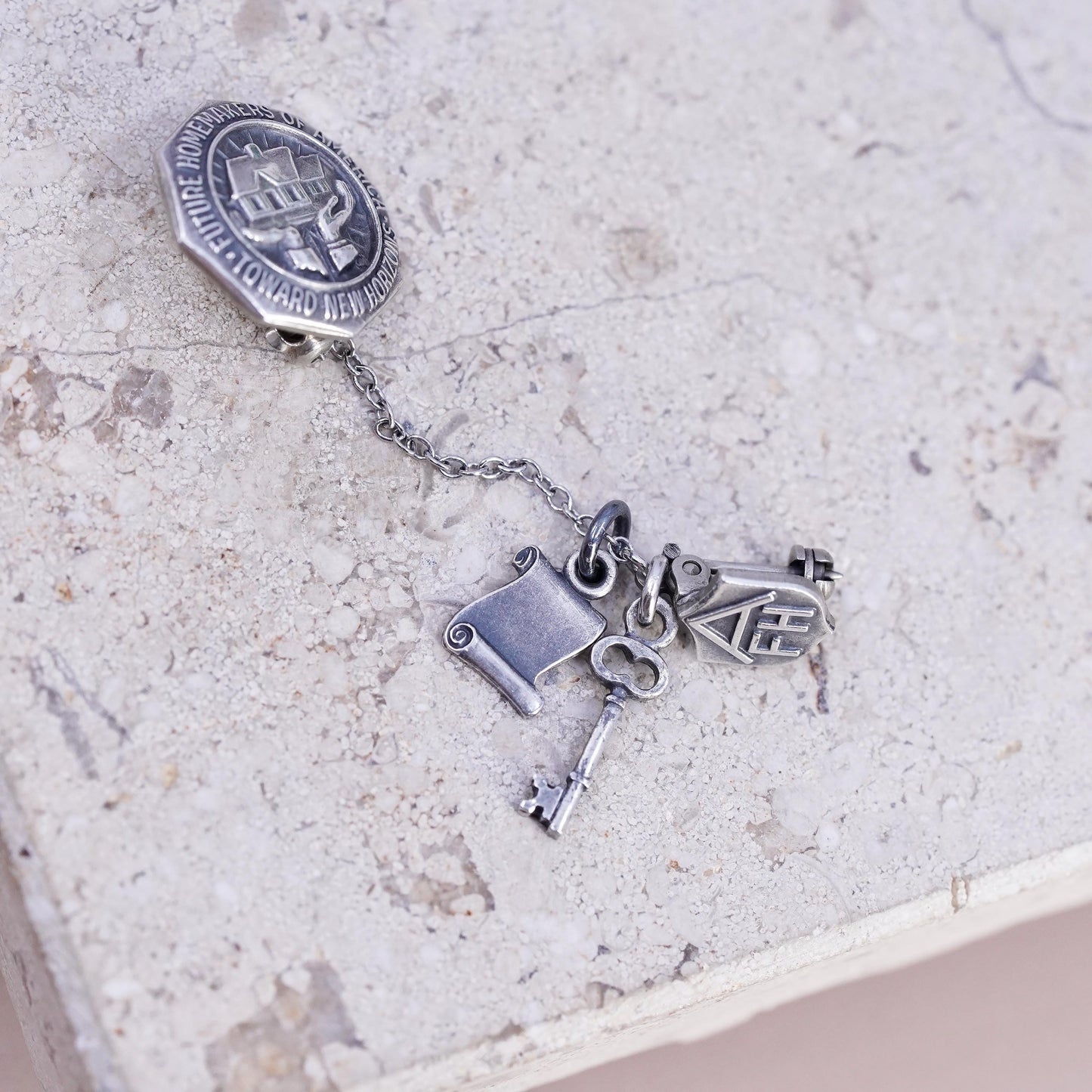 Sterling 925 Silver Future Homemakers Of America Toward New Horizons lapel pin