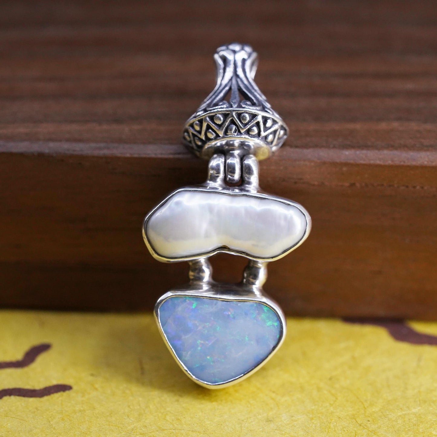 Vintage Sterling 925 silver handmade filigree pendant with fire opal and pearl