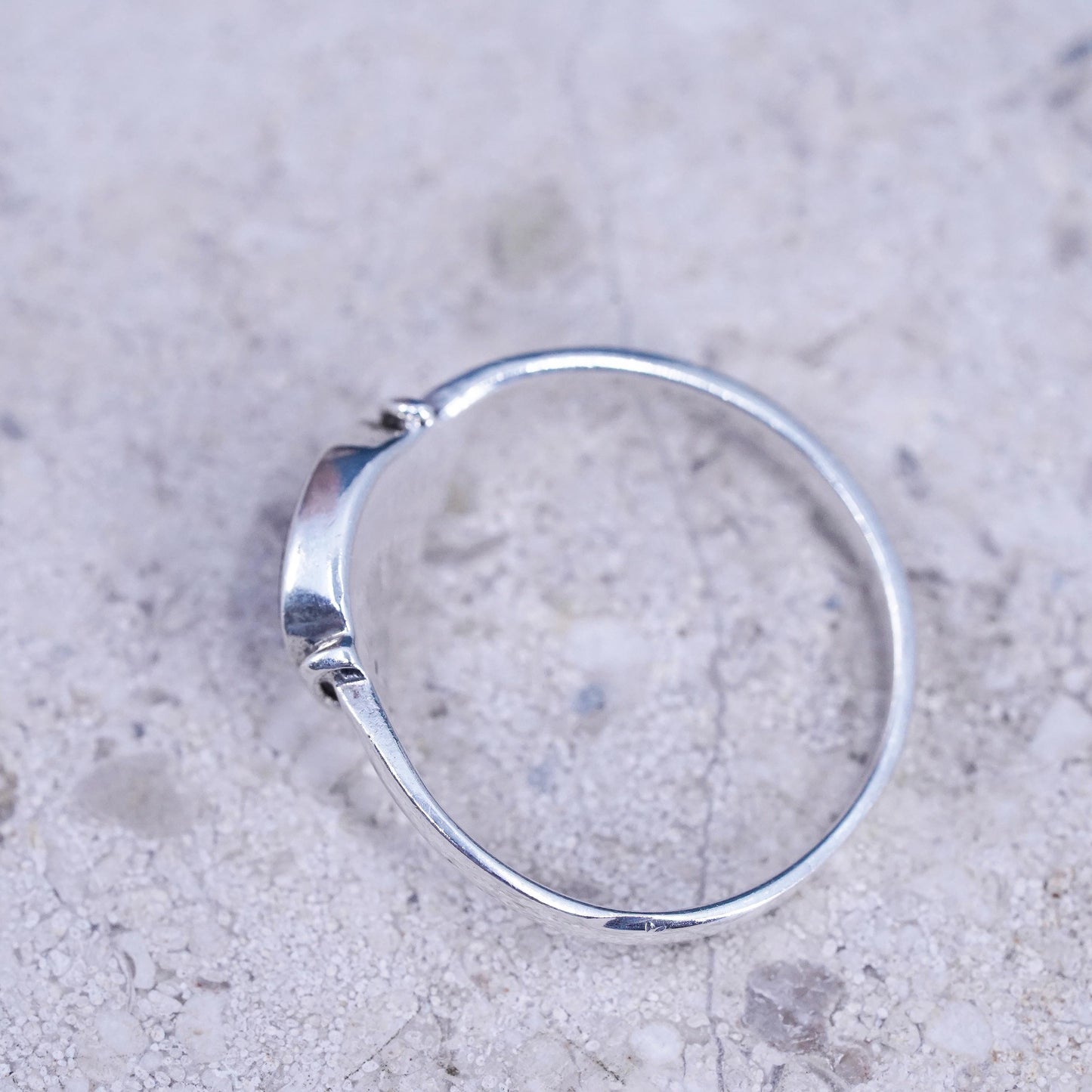 Size 5.5, vintage Sterling 925 silver handmade ring with black onyx