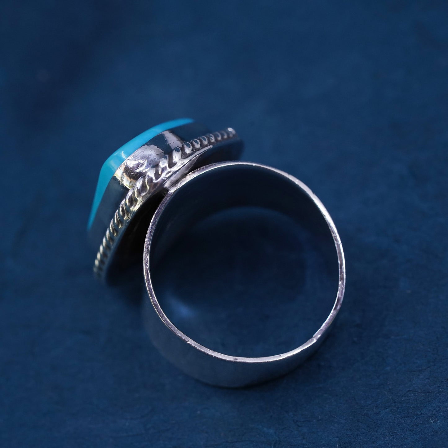 Size 10, vintage Native American Sterling 925 silver handmade ring turquoise